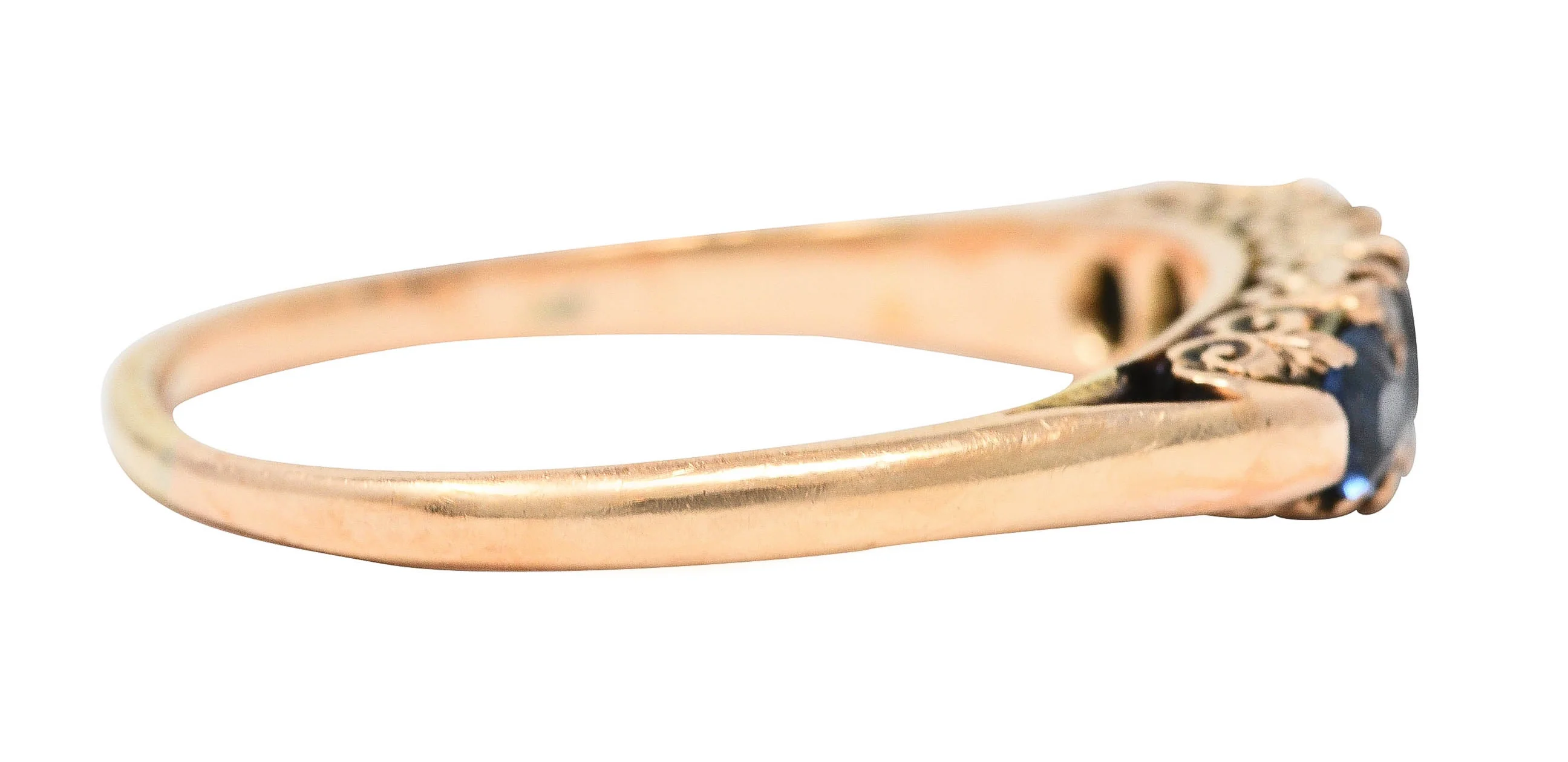 Victorian 1.15 CTW Cushion Cut Sapphire Diamond 14 Karat Yellow Gold Fleur-De-Lis Five Stone Antique Band Ring - Image 3
