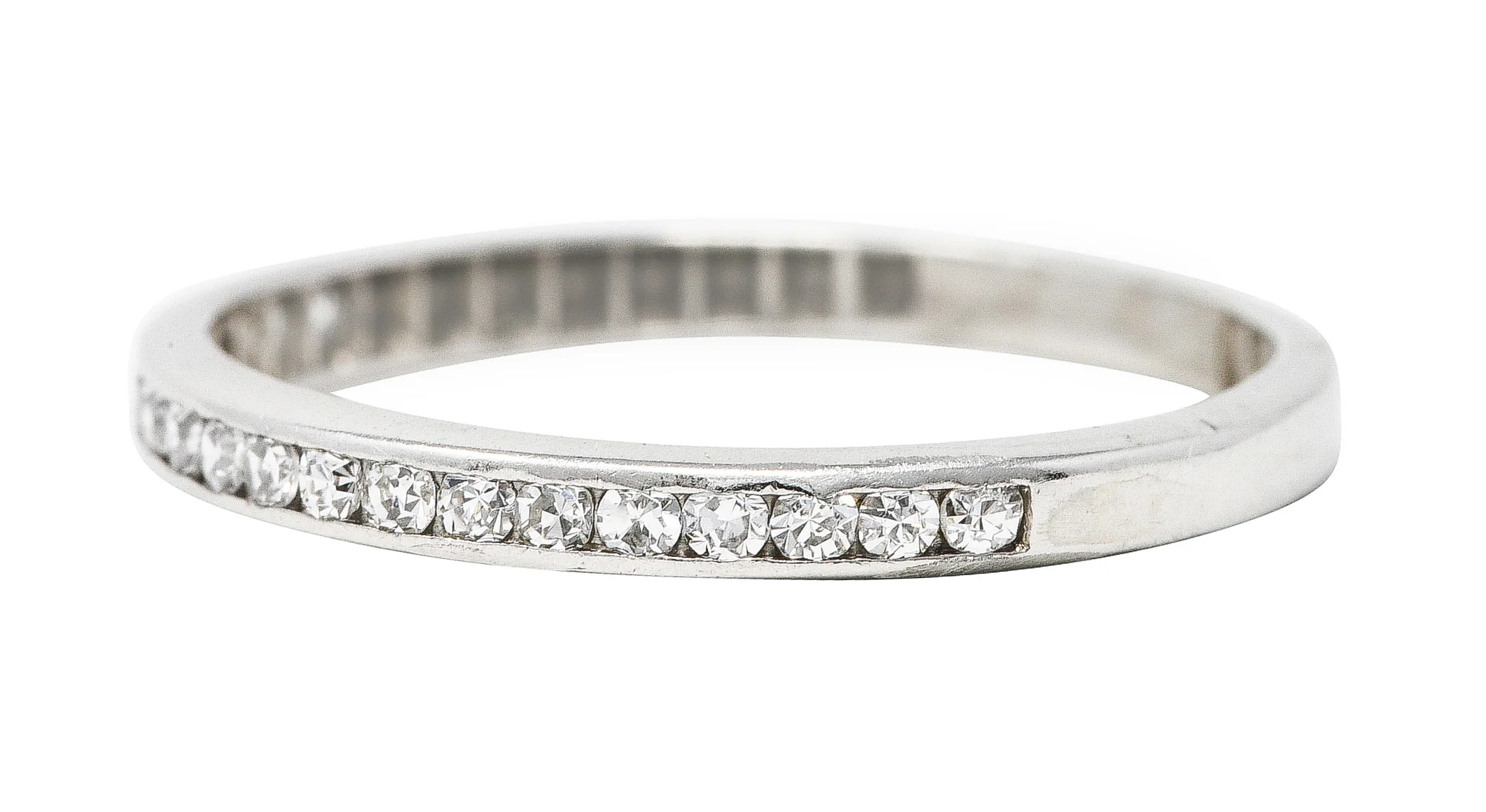 1930's Art Deco 0.25 CTW Single Cut Diamond Platinum Channel Band Ring - Image 6