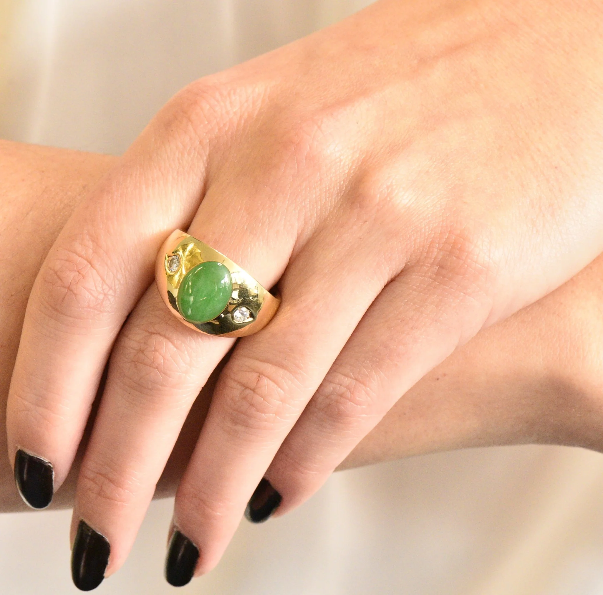 1950's Jadeite Jade Cabochon Diamond 18 Karat Gold Unisex Ring GIA - Image 8
