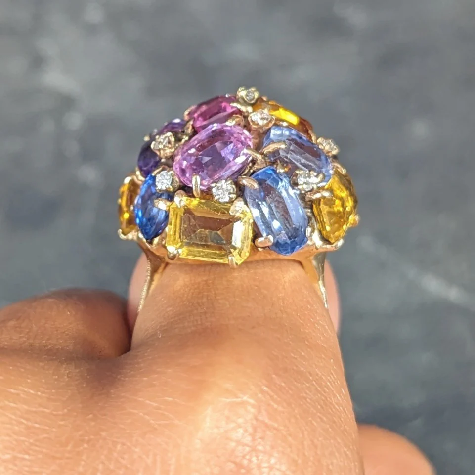 1960s 30.86 CTW Sapphire Heliodor Diamond 14 Karat Yellow Gold Dome Cluster Vintage Ring - Image 15