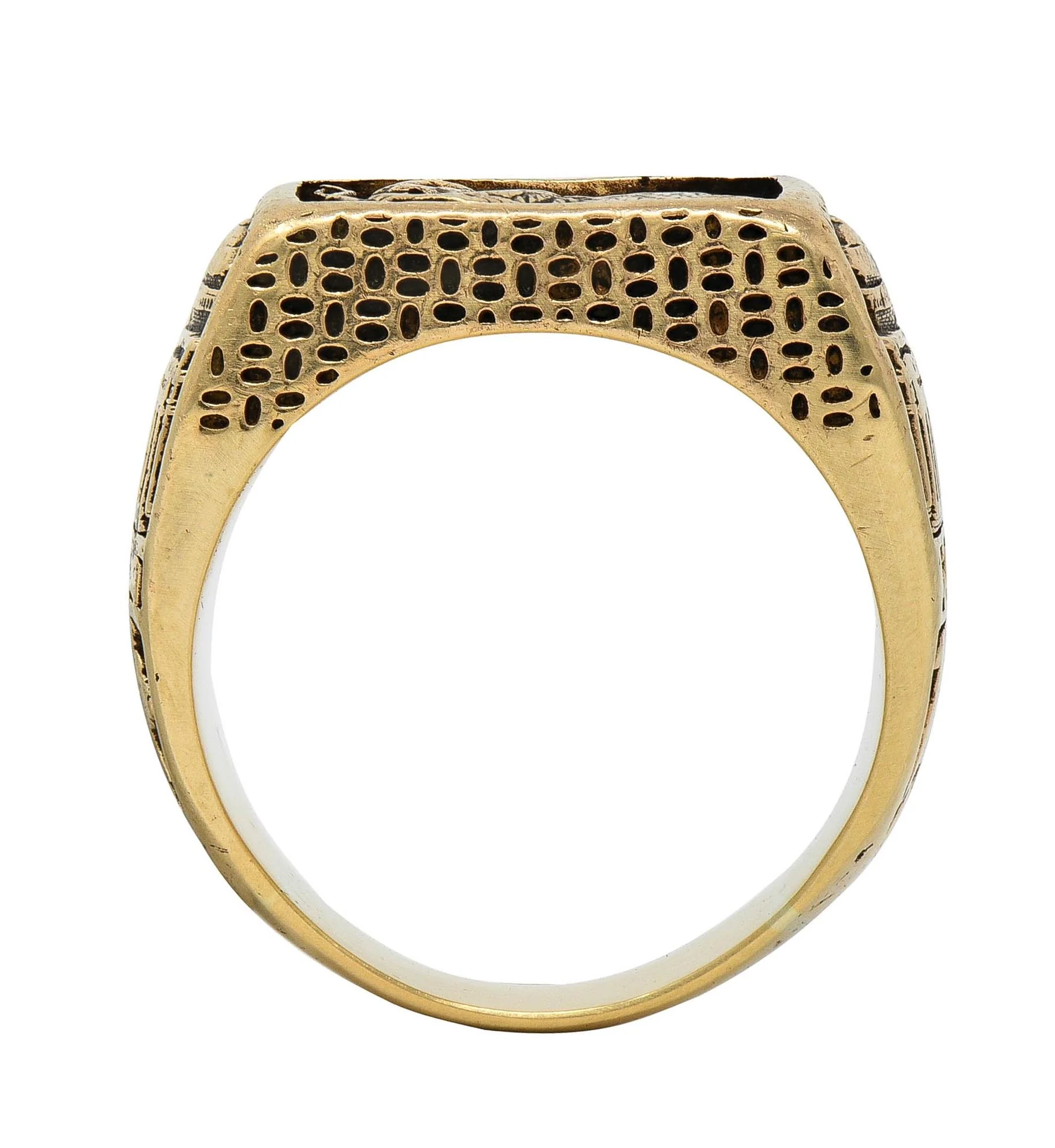 1980 14 Karat Yellow Gold Vintage MIT Intaglio Signet Beaver Class Unisex Ring - Image 5