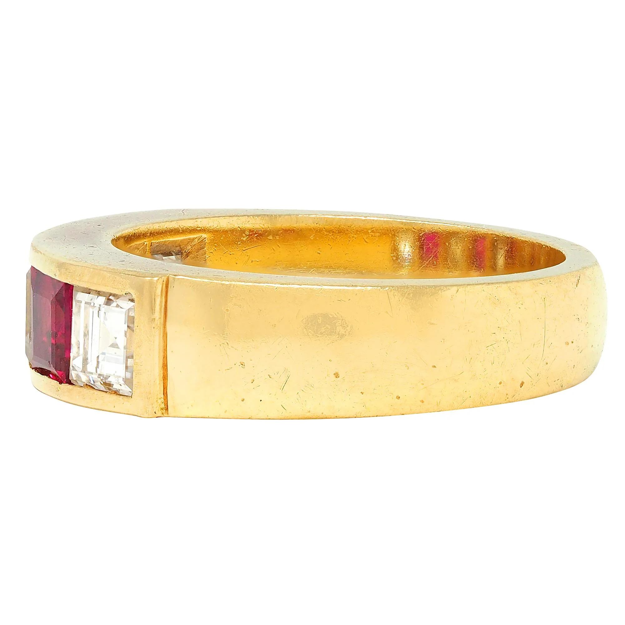 1980's 1.80 CTW Diamond Ruby 18 Karat Yellow Gold Vintage Channel Band Ring - Image 4