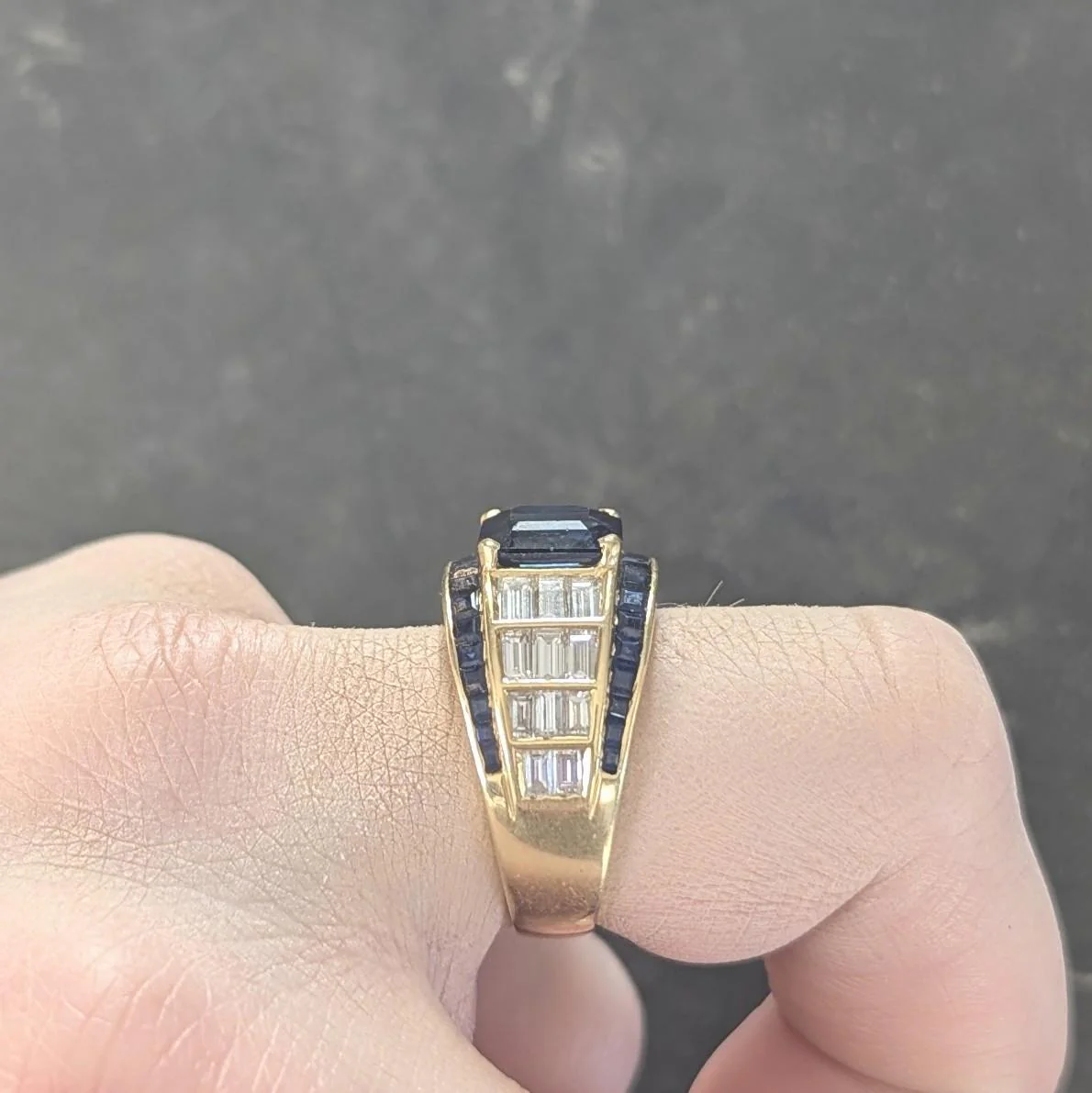 1980's 5.40 CTW Sapphire Diamond 18 Karat Yellow Gold Vintage Wide Band Ring - Image 10