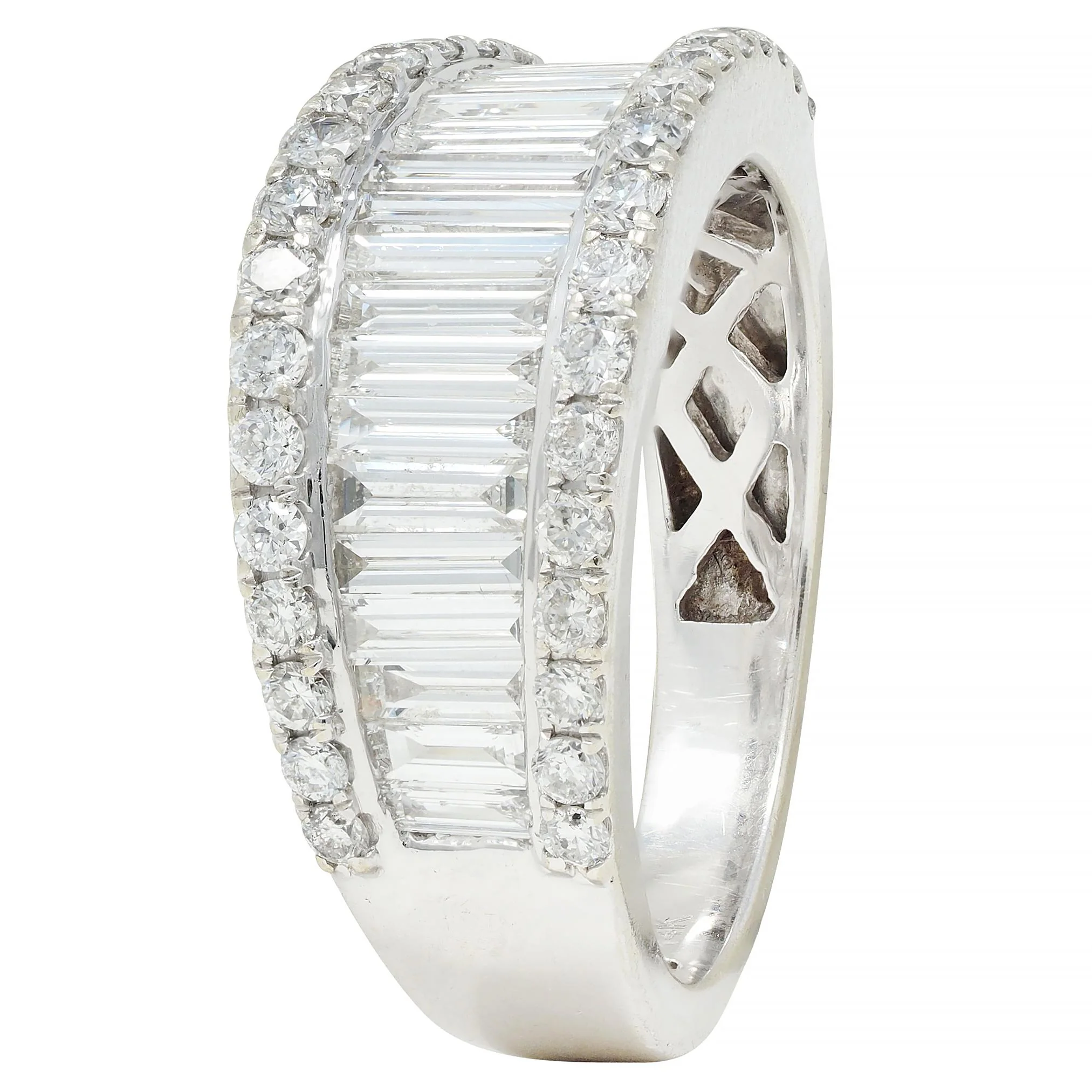 2000's 1.59 CTW Baguette Cut Diamond 14 Karat White Gold Channel Band Ring - Image 7