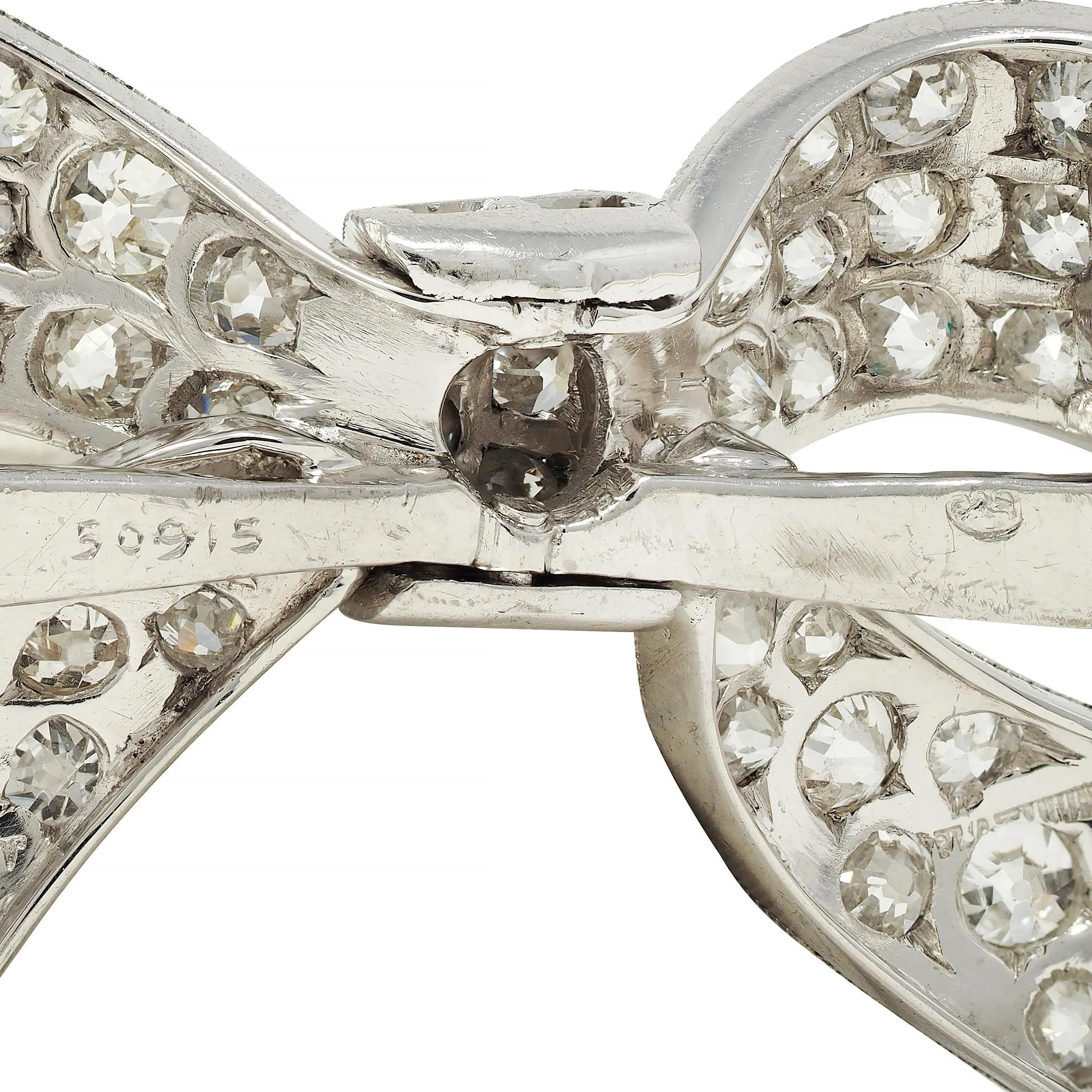 Art Deco 2.72 CTW Diamond Platinum 18 Karat Gold Vintage Bow Brooch - Image 8
