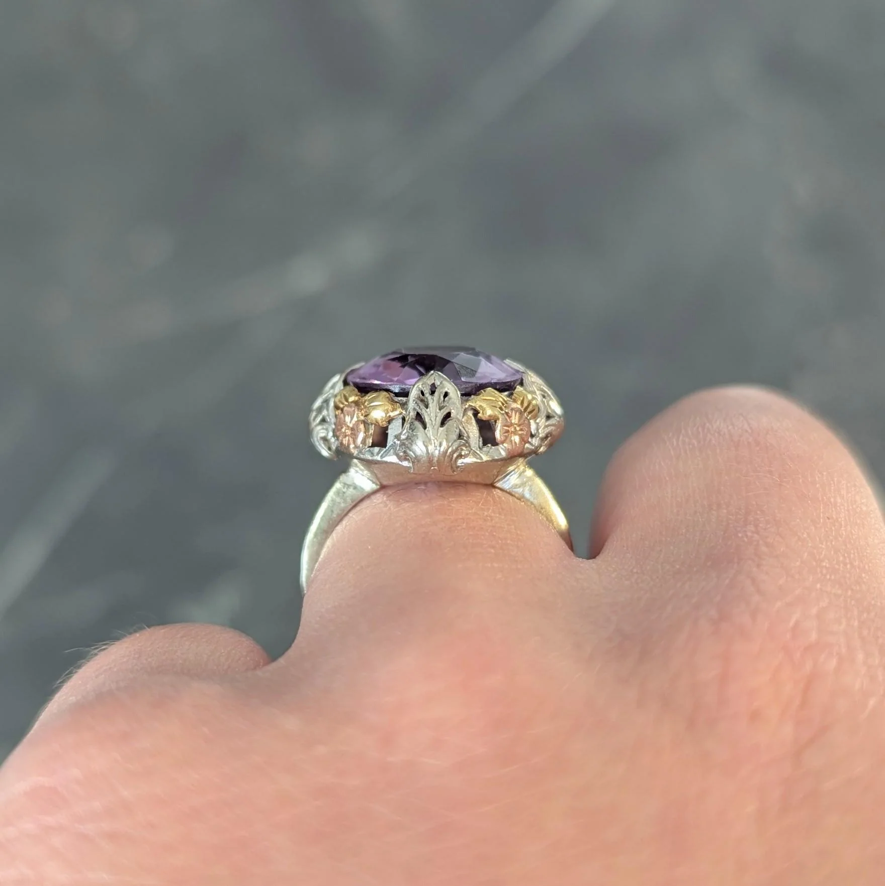 Art Deco Amethyst 14 Karat Tri-Gold Vintage Orange Blossom Cocktail Ring - Image 13