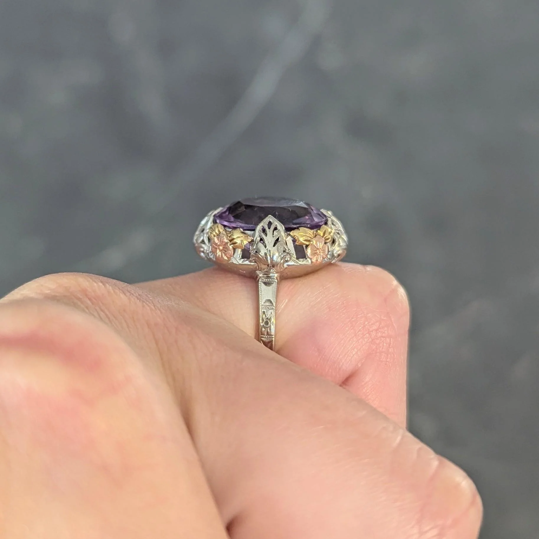 Art Deco Amethyst 14 Karat Tri-Gold Vintage Orange Blossom Cocktail Ring - Image 14