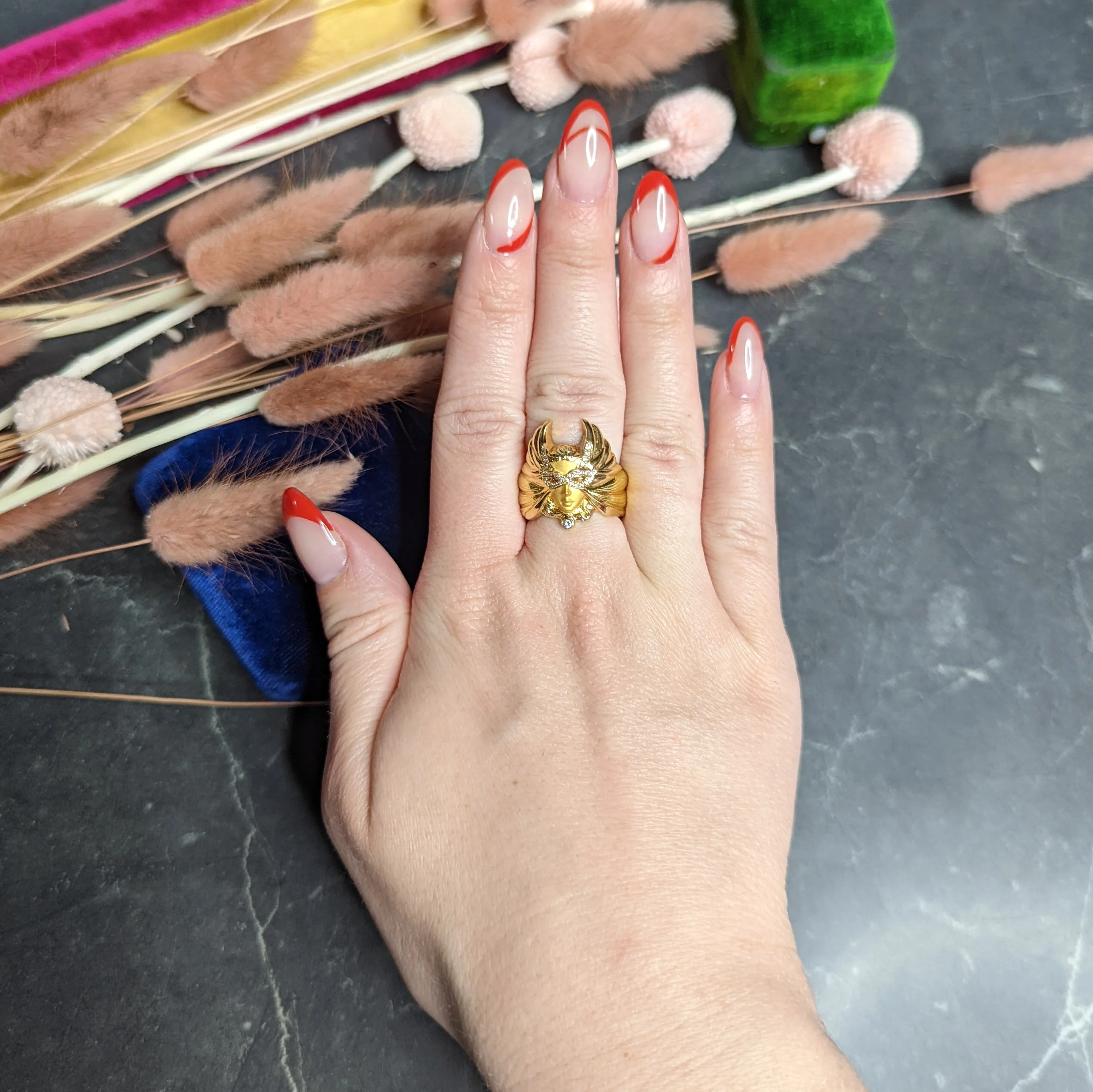 Carrera y Carrera Diamond 18 Karat Two-Tone Gold Mask of An Angel Ring - Image 11