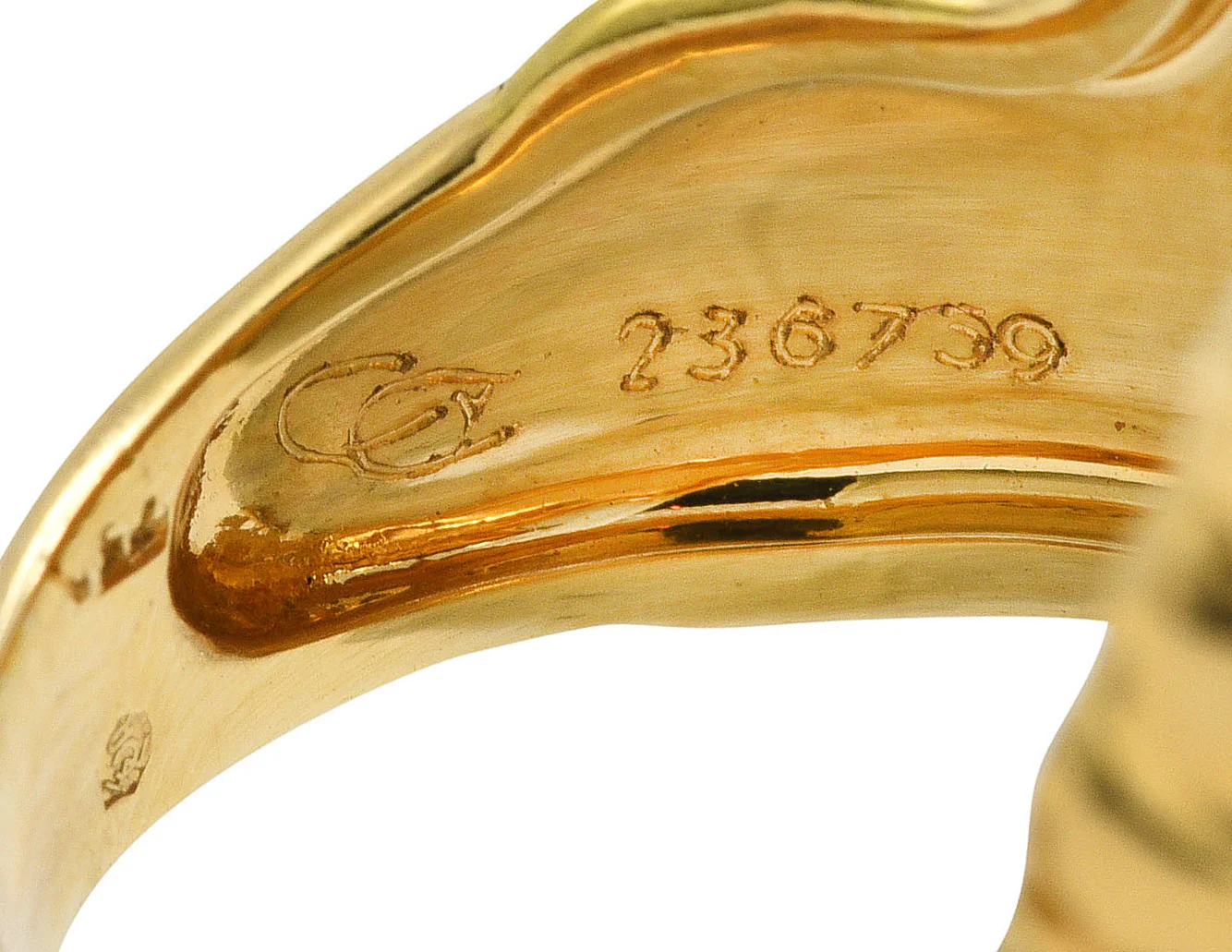 Carrera y Carrera Diamond 18 Karat Two-Tone Gold Mask of An Angel Ring - Image 7