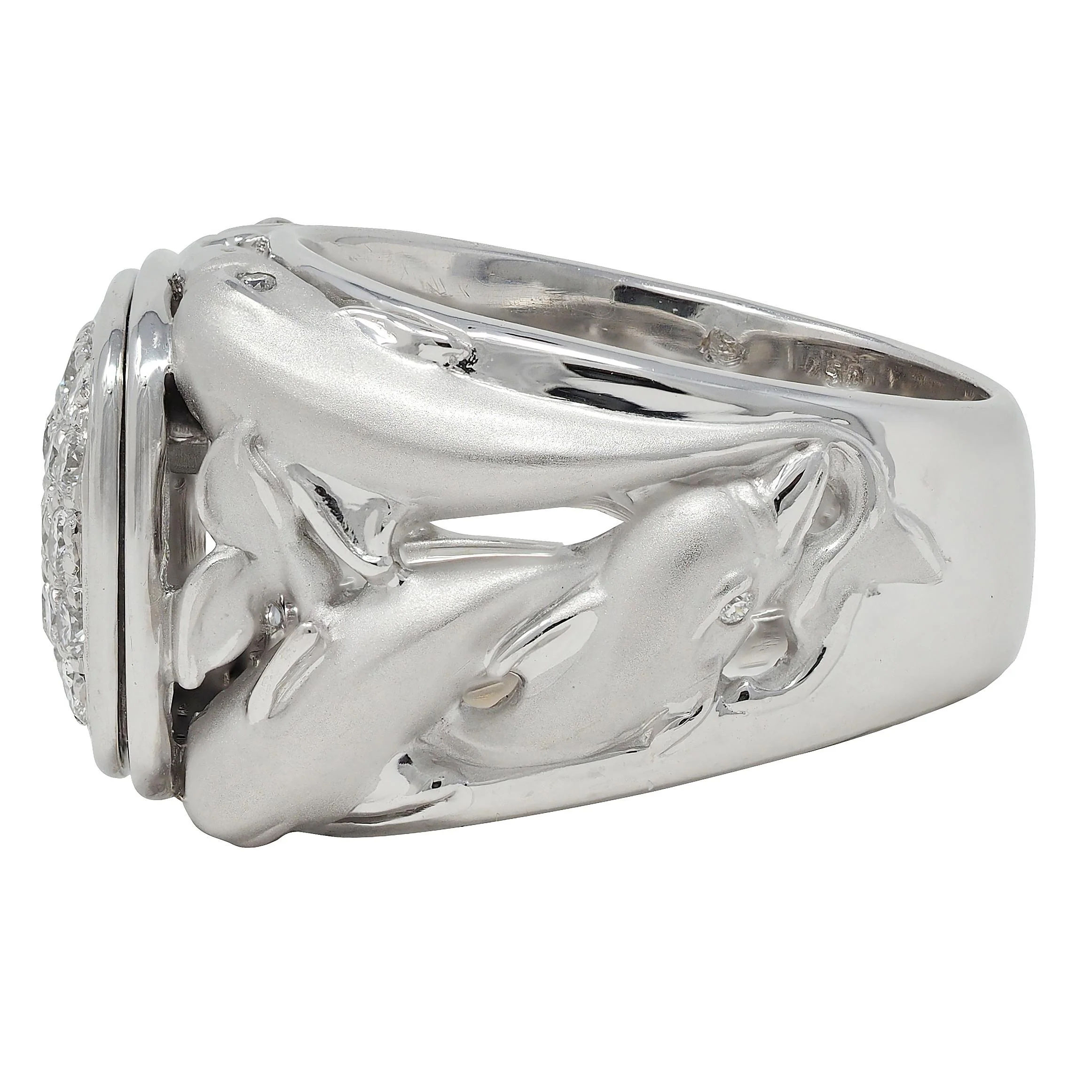 Carrera y Carrera Diamond 18 Karat White Gold Pavé Dolphin Signet Ring - Image 3