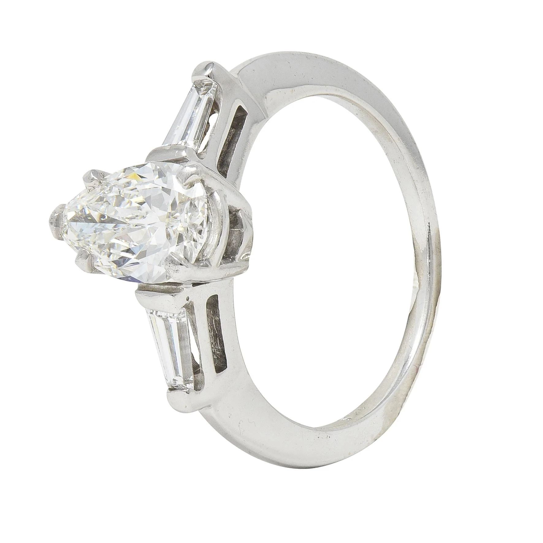 Contemporary 1.46 CTW Pear Diamond 14 Karat White Gold Engagement Ring GIA - Image 8