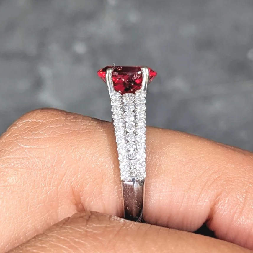 Contemporary 2.85 CTW Spinel Diamond 14 Karat White Gold Scroll Ring - Image 15