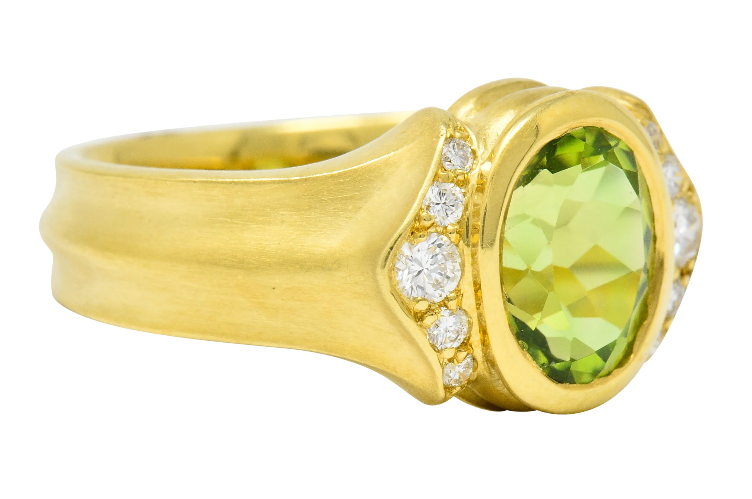 Contemporary Peridot Diamond 18 Karat Gold Gemstone Ring - Image 2