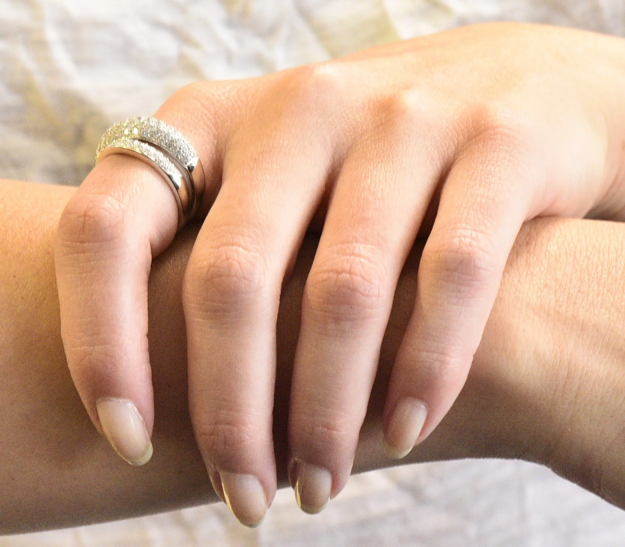 Damiani Contemporary 1.20 CTW Diamond 18 Karat White Gold Alternative Ring With Box - Image 10