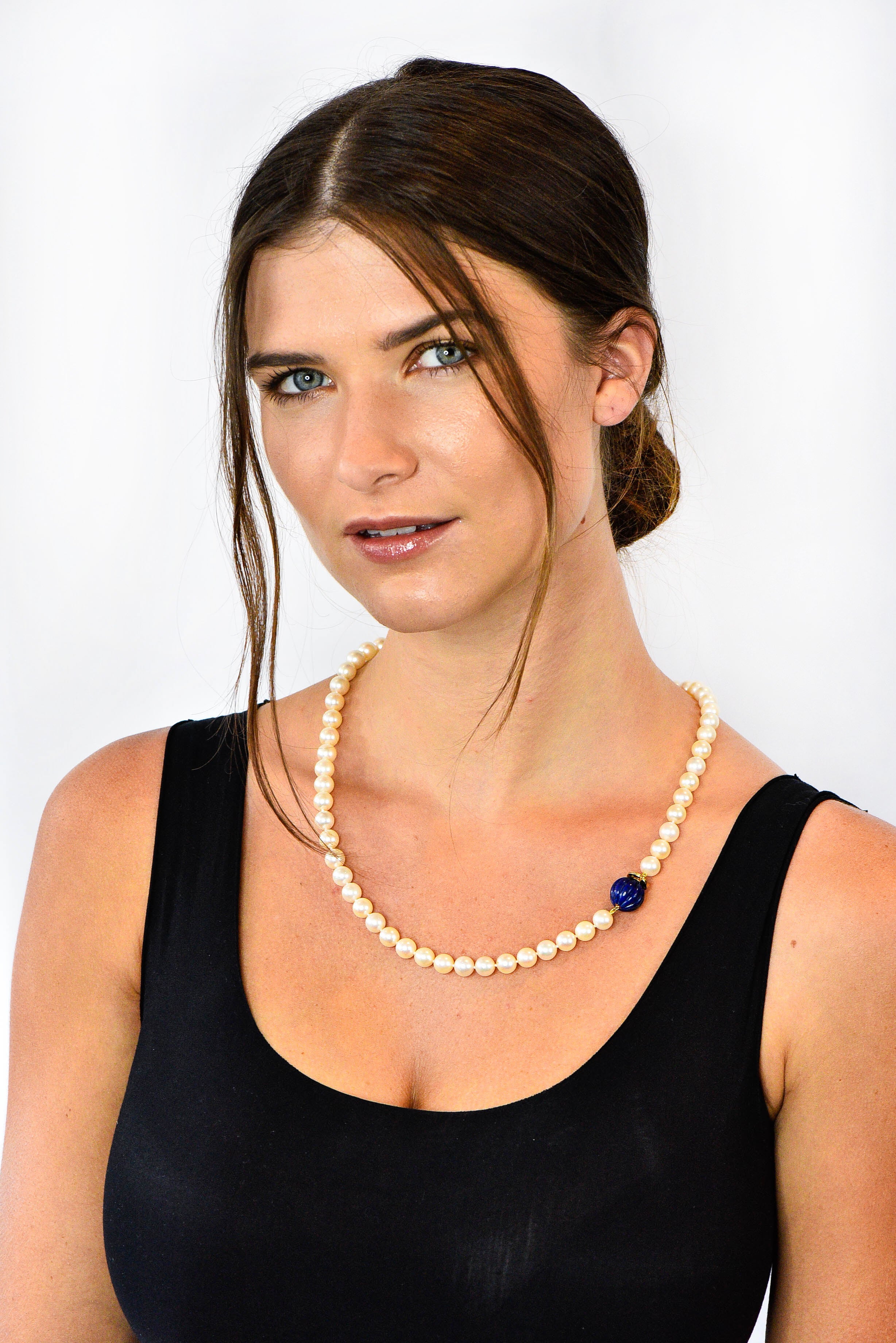David Webb Cultured Pearl Lapis 18 Karat Gold Strand Necklace Circa 1960 - Image 9