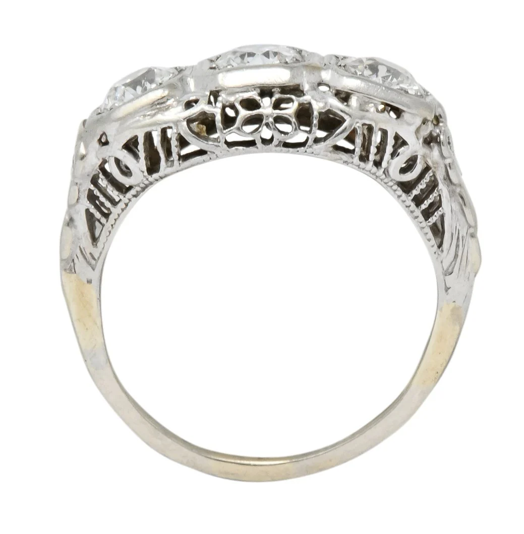 Edwardian 1.00 CTW Diamond Platinum-Topped 14 Karat White Gold Three Stone Ring - Image 8