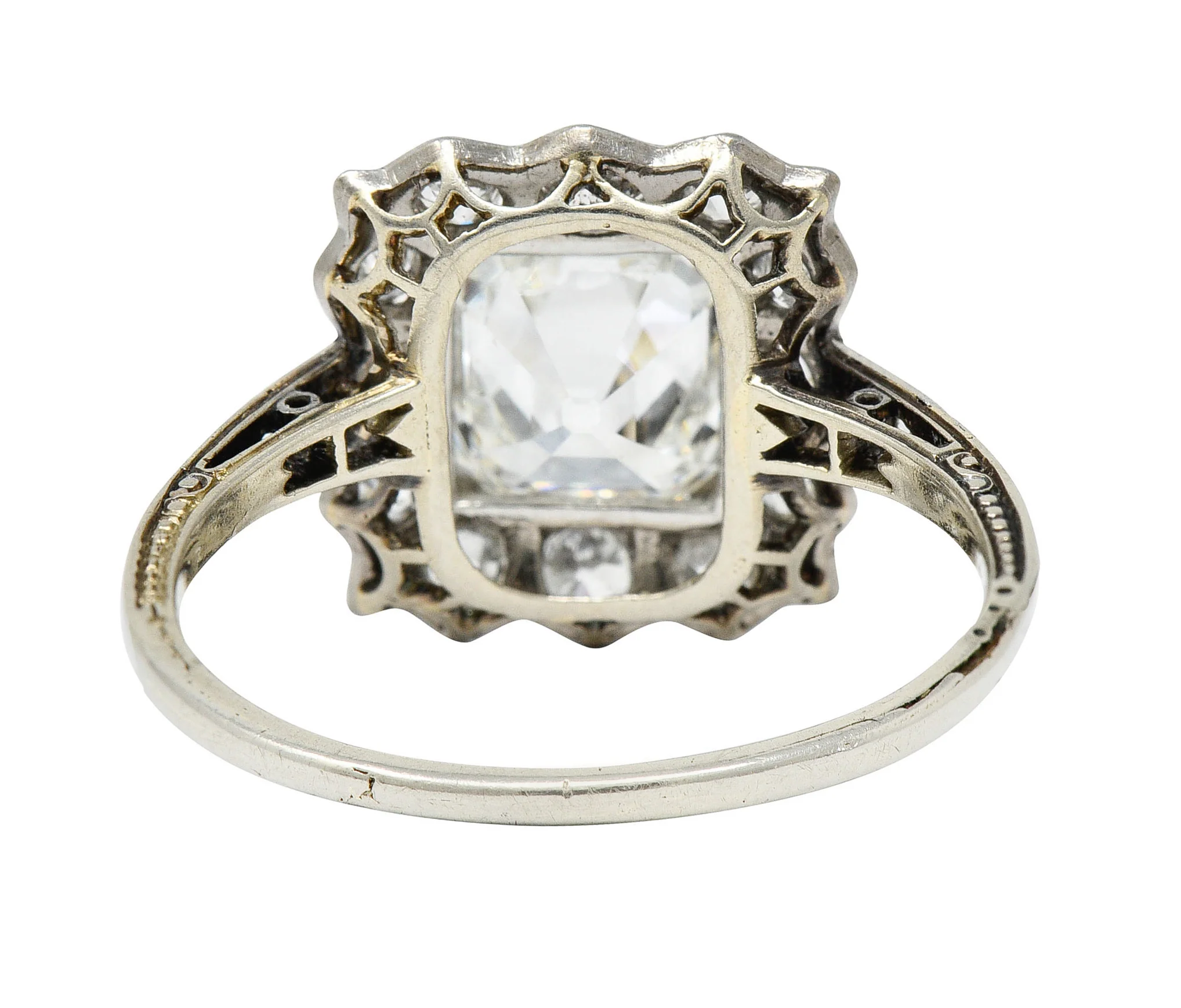 Edwardian 2.07 CTW Asscher Diamond Platinum-Topped 14 Karat Gold Cluster Antique Ring GIA - Image 5