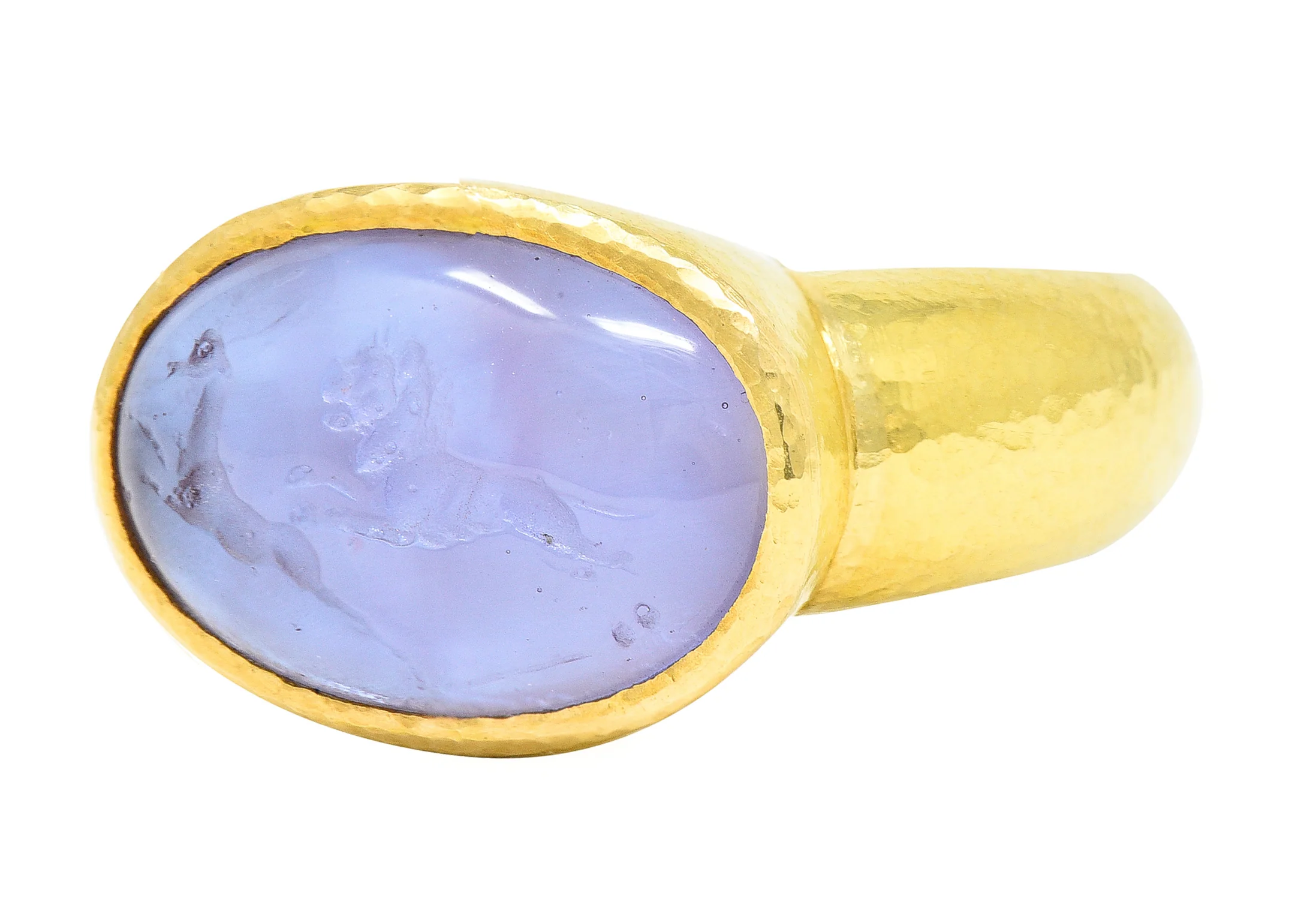 Elizabeth Locke Lavender Venetian Glass Mother-Of-Pearl 18 Karat Yellow Gold Lion & Gazelle Intaglio Vintage Signet Ring - Image 8