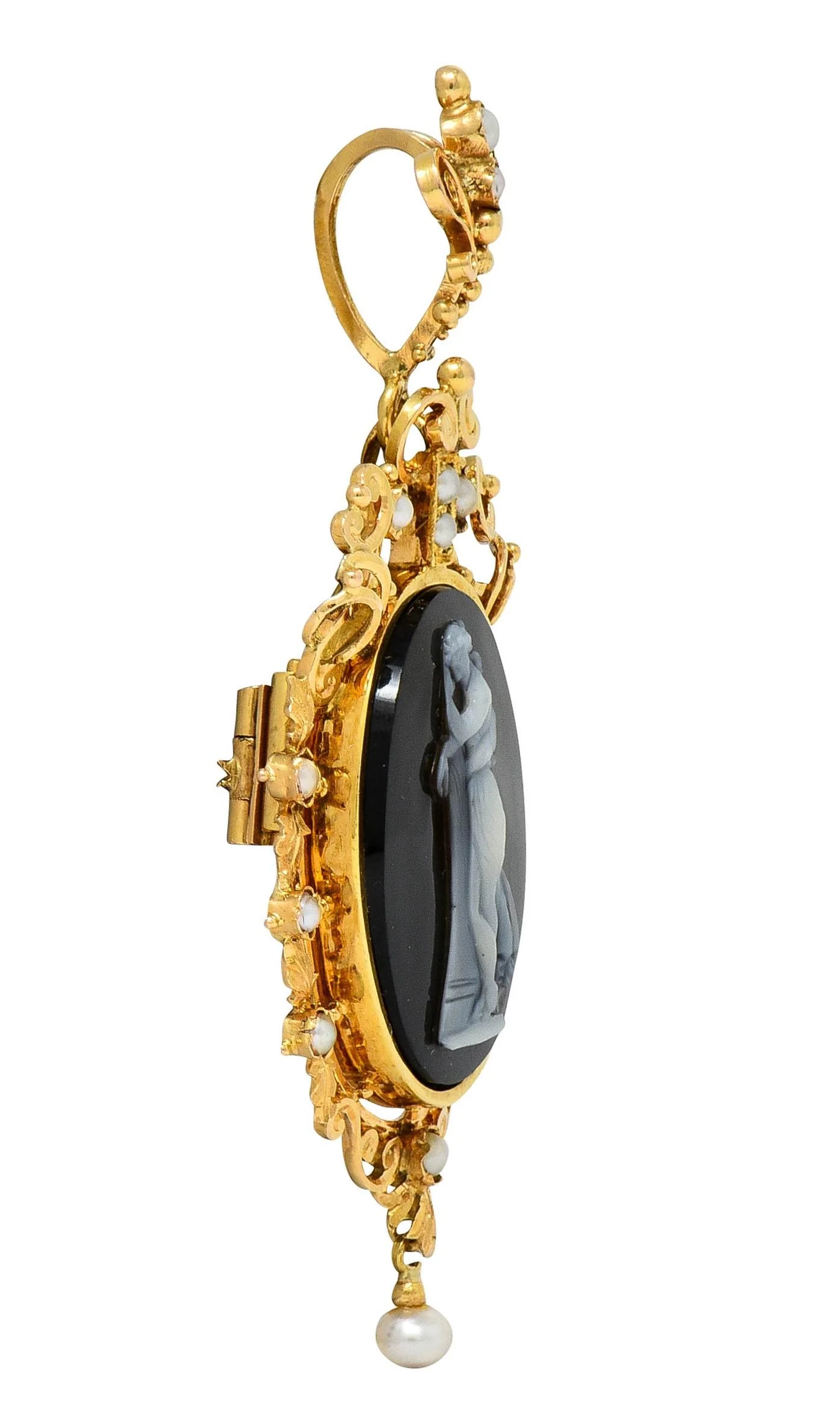 French Victorian Pearl Carved Agate Onyx 18 Karat Gold Neoclassical Women Antique Pendant Brooch - Image 4