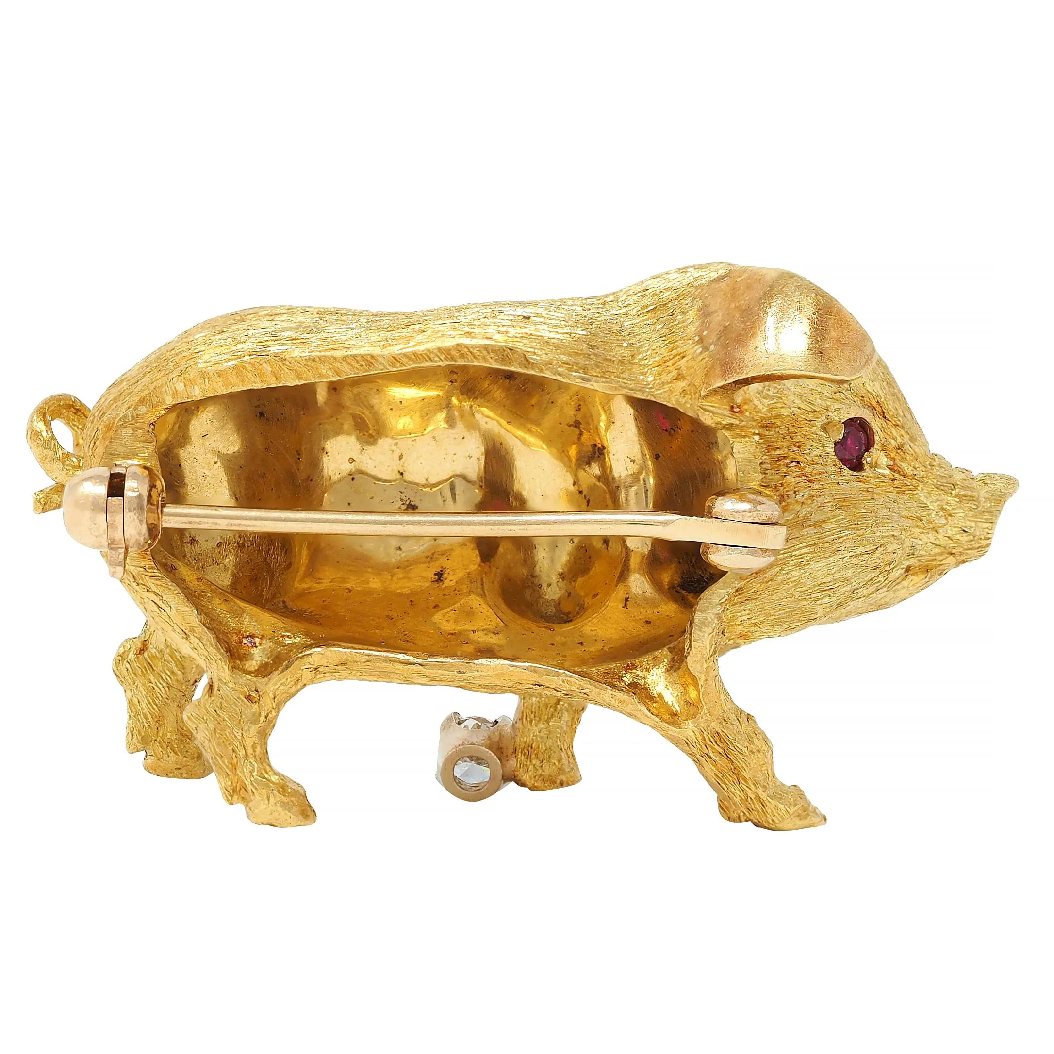 George Lederman 1960's Ruby Diamond 18 Karat Two-Tone Gold Vintage Pig Brooch - Image 3