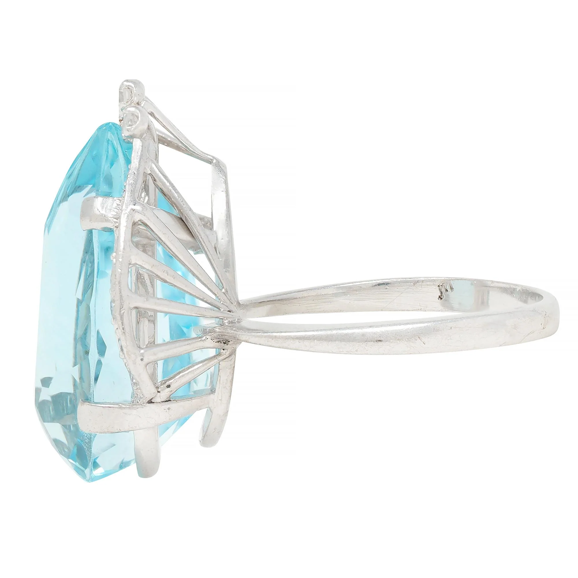 Mid-Century 12.00 CTW Pear Cut Aquamarine Diamond 18 Karat White Gold Vintage Cocktail Ring - Image 5