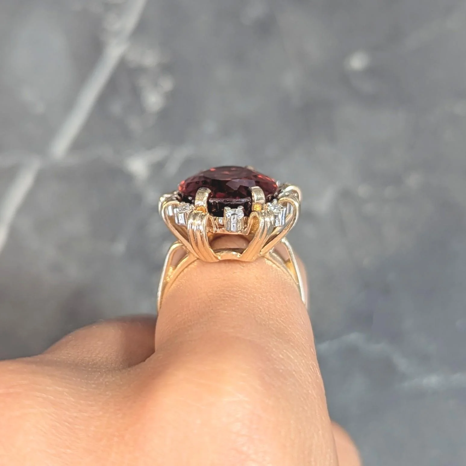 Mid-Century 13.75 CTW Citrine Diamond Platinum 18 Karat Two-Tone Gold Vintage Ribbon Cocktail Ring - Image 13