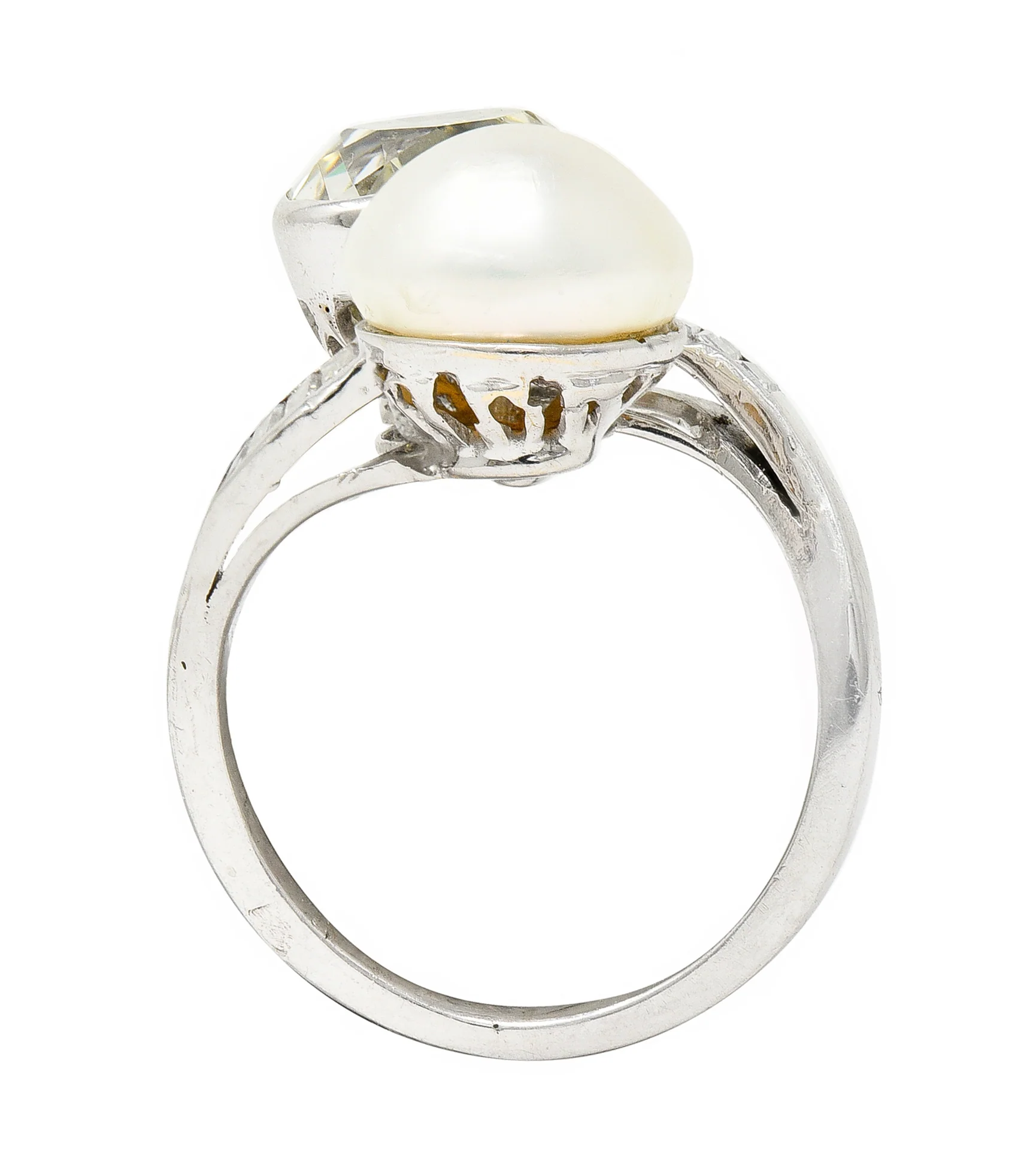 Mid-Century 3.52 CTW Old Mine Cut Diamond Pinctada Pearl Platinum Toi-Et-Moi Vintage Ring GIA - Image 10