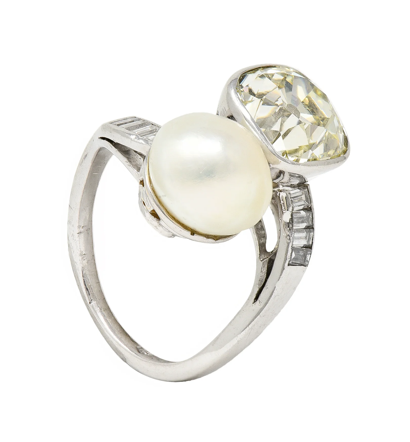 Mid-Century 3.52 CTW Old Mine Cut Diamond Pinctada Pearl Platinum Toi-Et-Moi Vintage Ring GIA - Image 12
