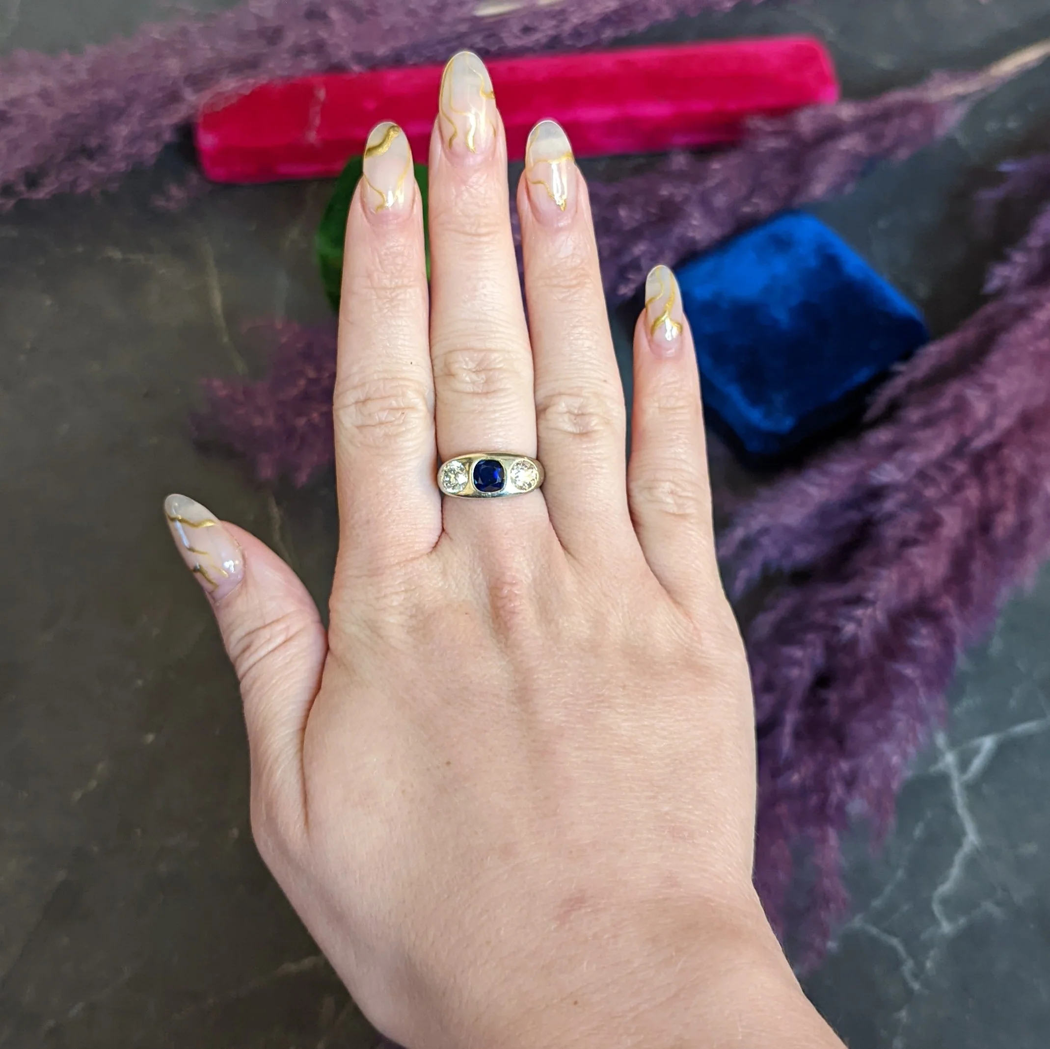 Retro 3.05 CTW No Heat Sapphire Diamond 18 Karat White Gold Gypsy Unisex Ring GIA - Image 13