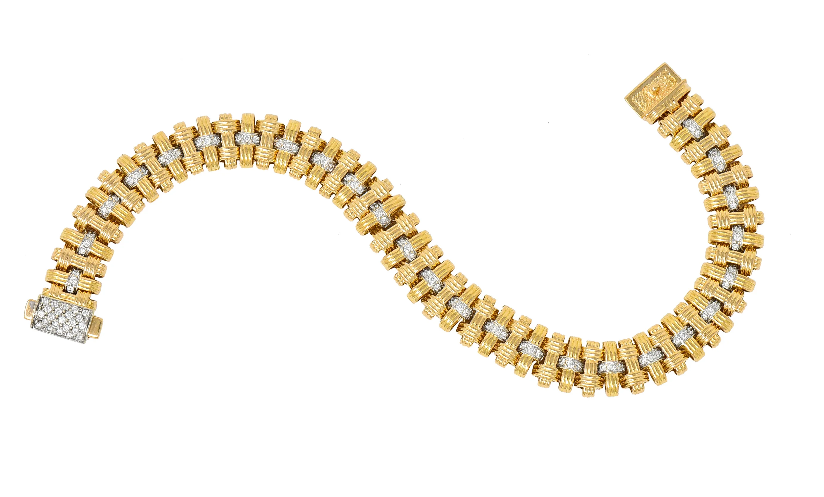 Roberto Coin Diamond 18 Karat Gold Appassionata Woven Link Bracelet - Image 10