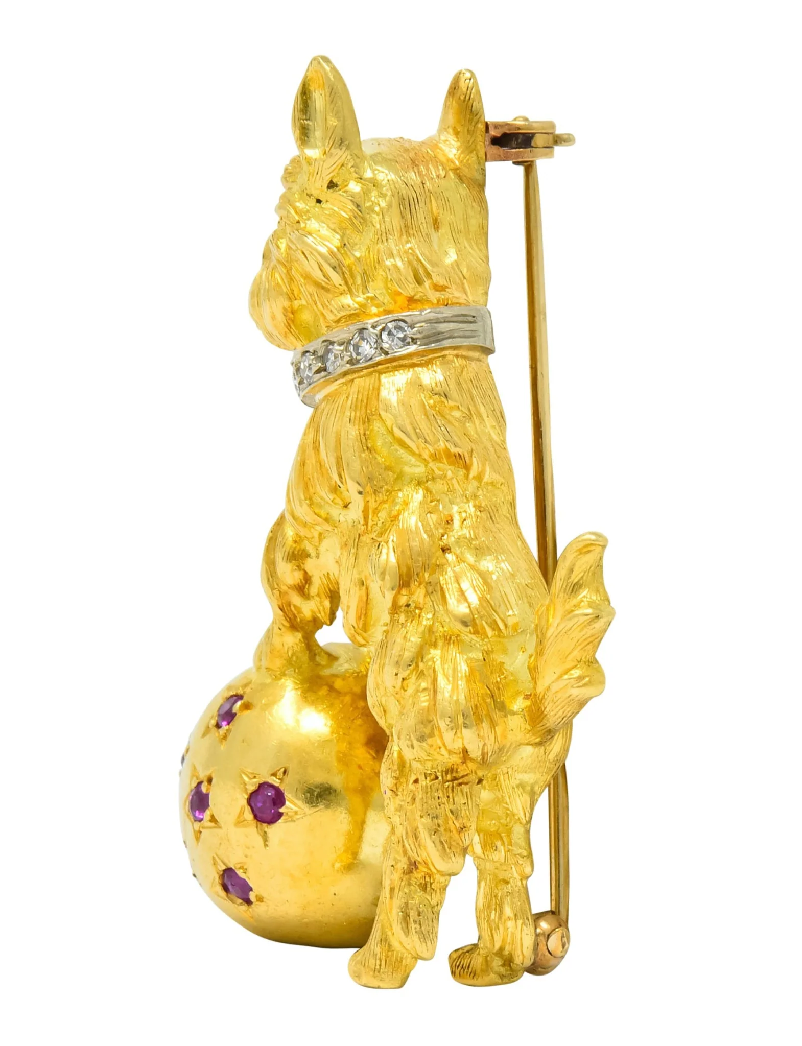 Spitzer & Furman Retro 18 Karat Yellow Gold Diamond Ruby Dog and Ball Brooch - Image 3