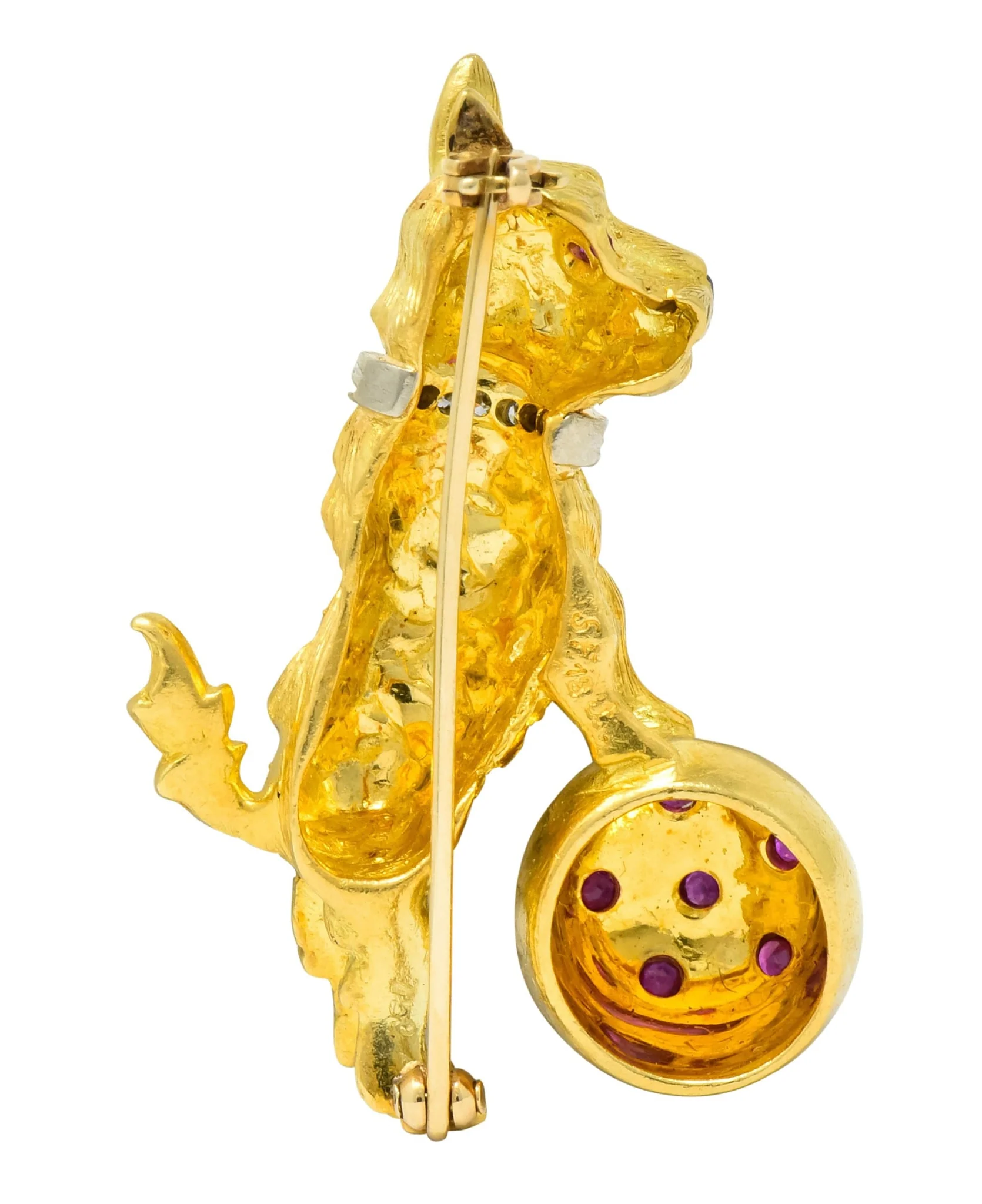 Spitzer & Furman Retro 18 Karat Yellow Gold Diamond Ruby Dog and Ball Brooch - Image 4