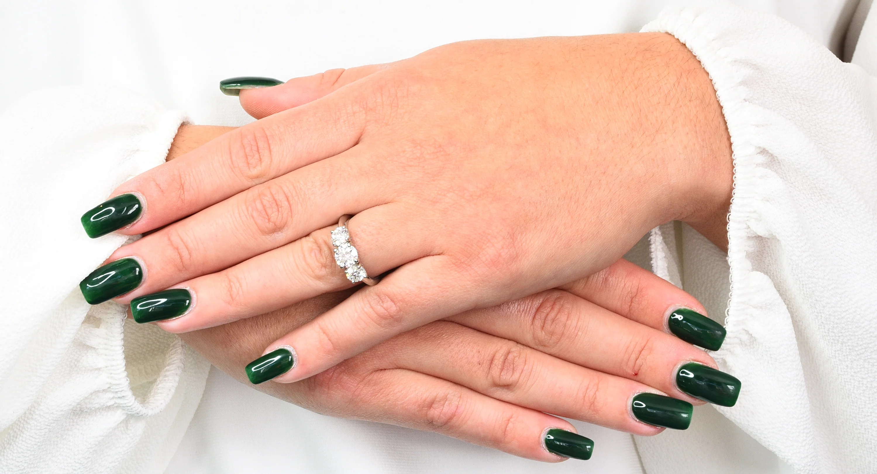 Tiffany & Co. 1.90 CTW Diamond Platinum Three Stone Ring - Image 14
