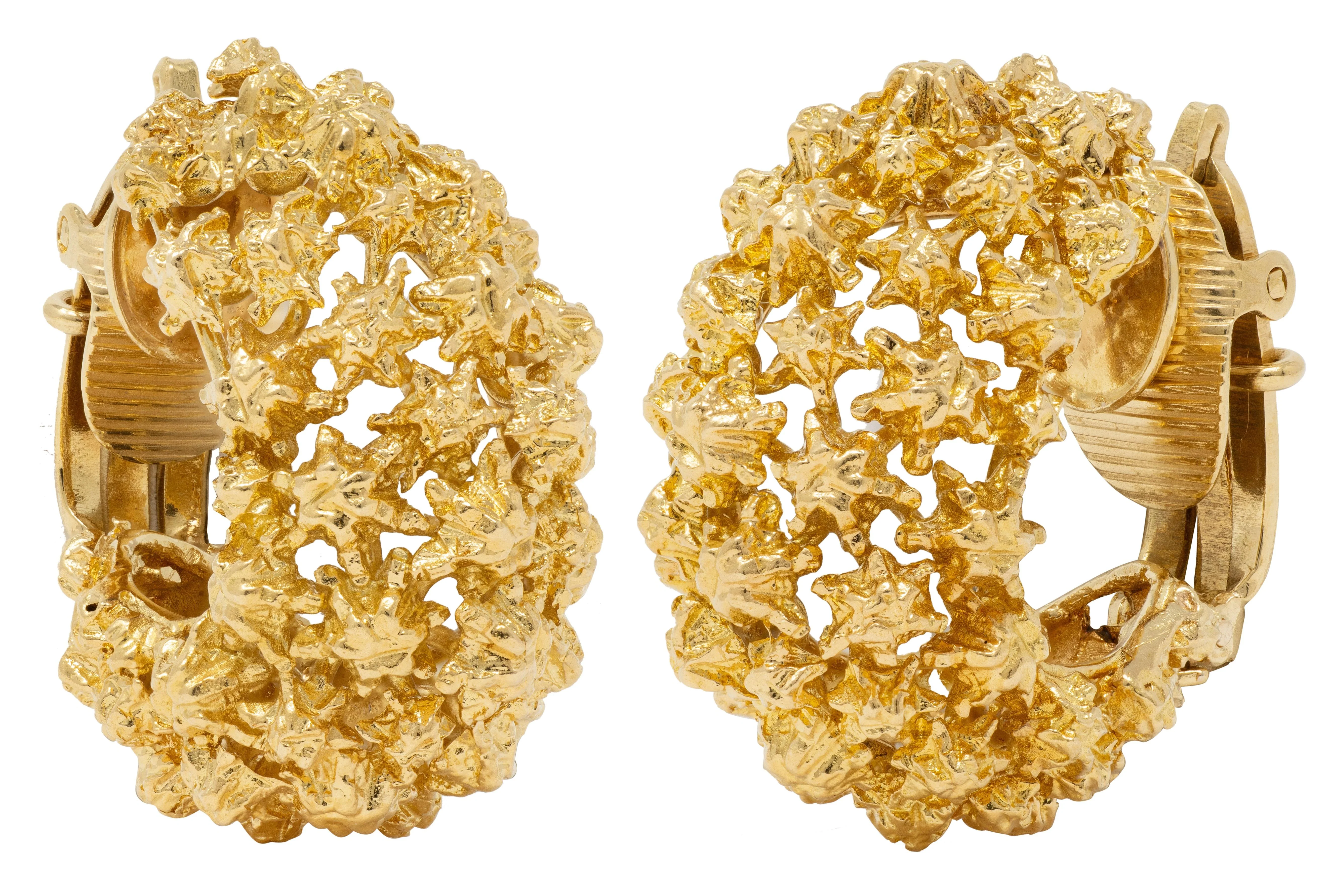 Tiffany & Co. 1960's 18 Karat Yellow Gold Vintage Brutalist J-Hoop Earrings - Image 7