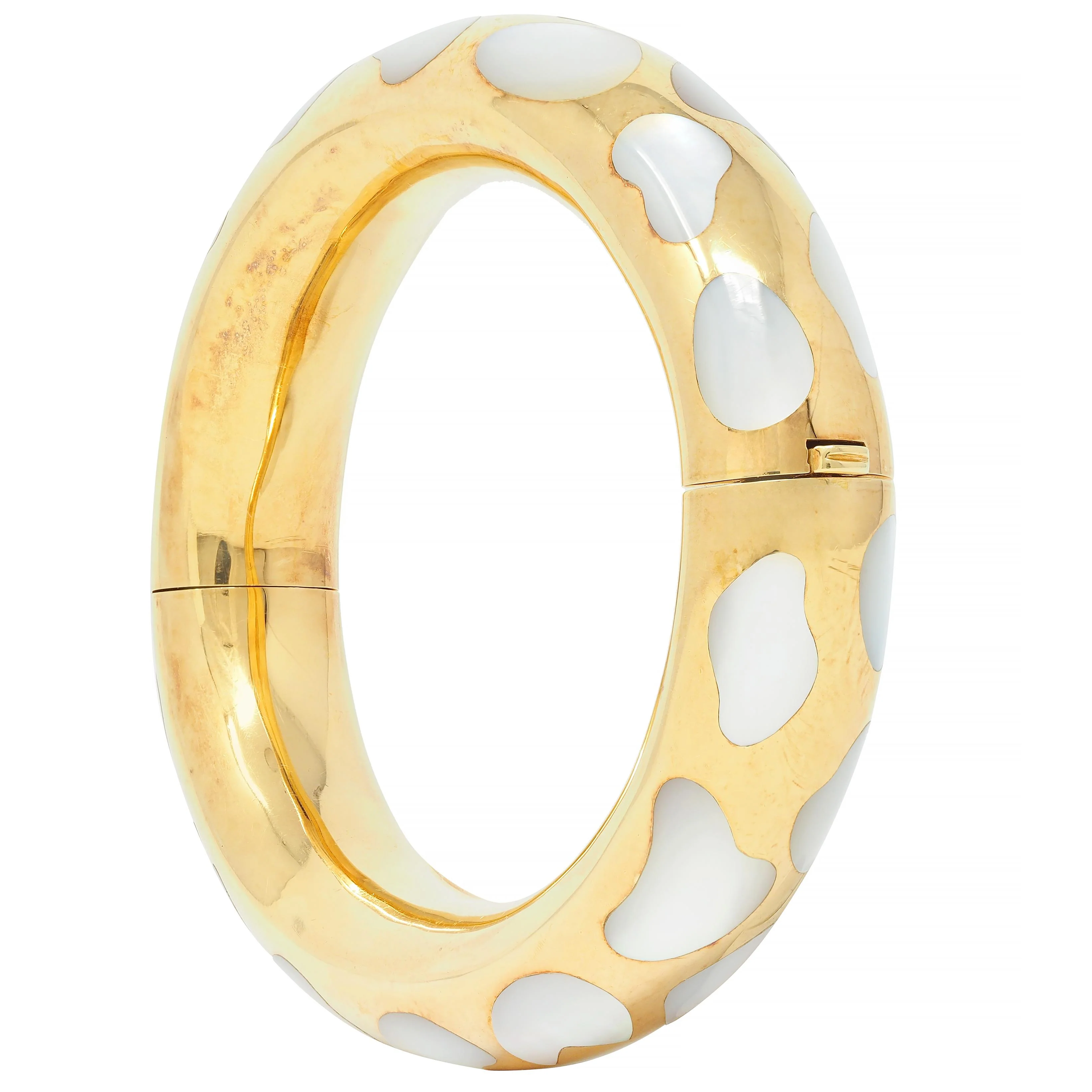 Tiffany & Co. 1985 Mother-Of-Pearl 18 Karat Yellow Gold Inlay Vintage Bangle Bracelet - Image 3