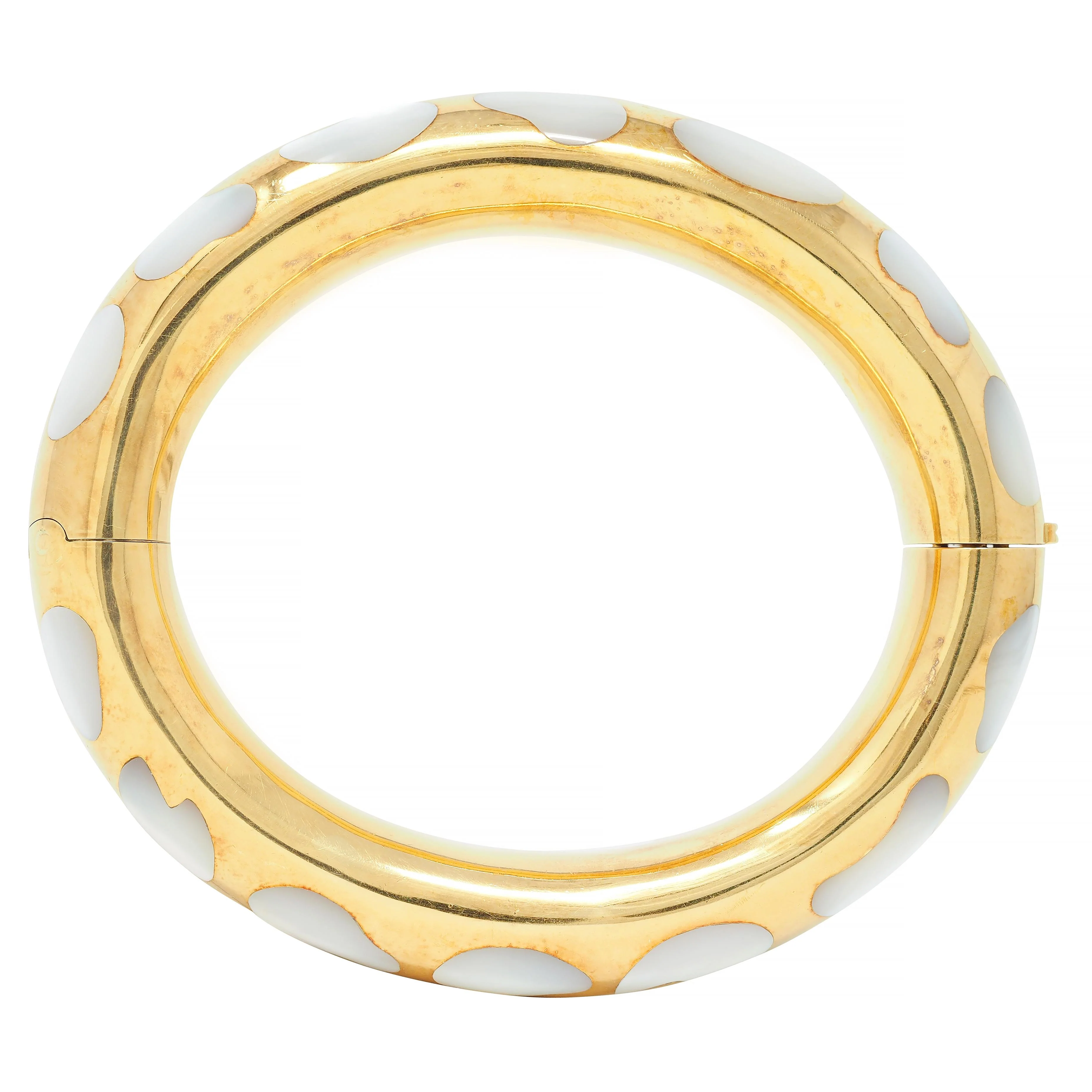 Tiffany & Co. 1985 Mother-Of-Pearl 18 Karat Yellow Gold Inlay Vintage Bangle Bracelet - Image 8