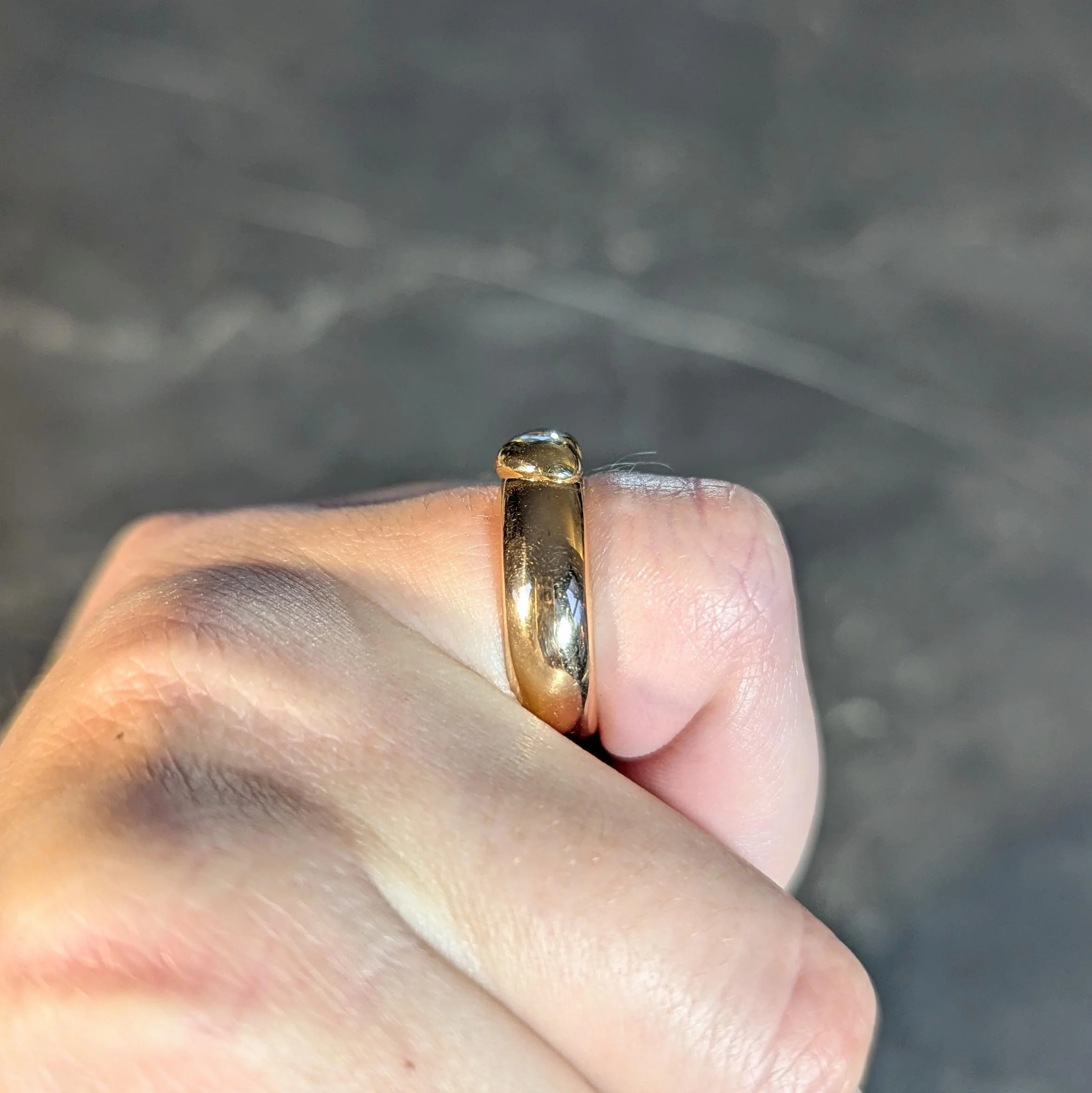 Tiffany & Co. 1993 18 Karat Two-Tone Gold Vintage Friendship Heart Band Ring - Image 7