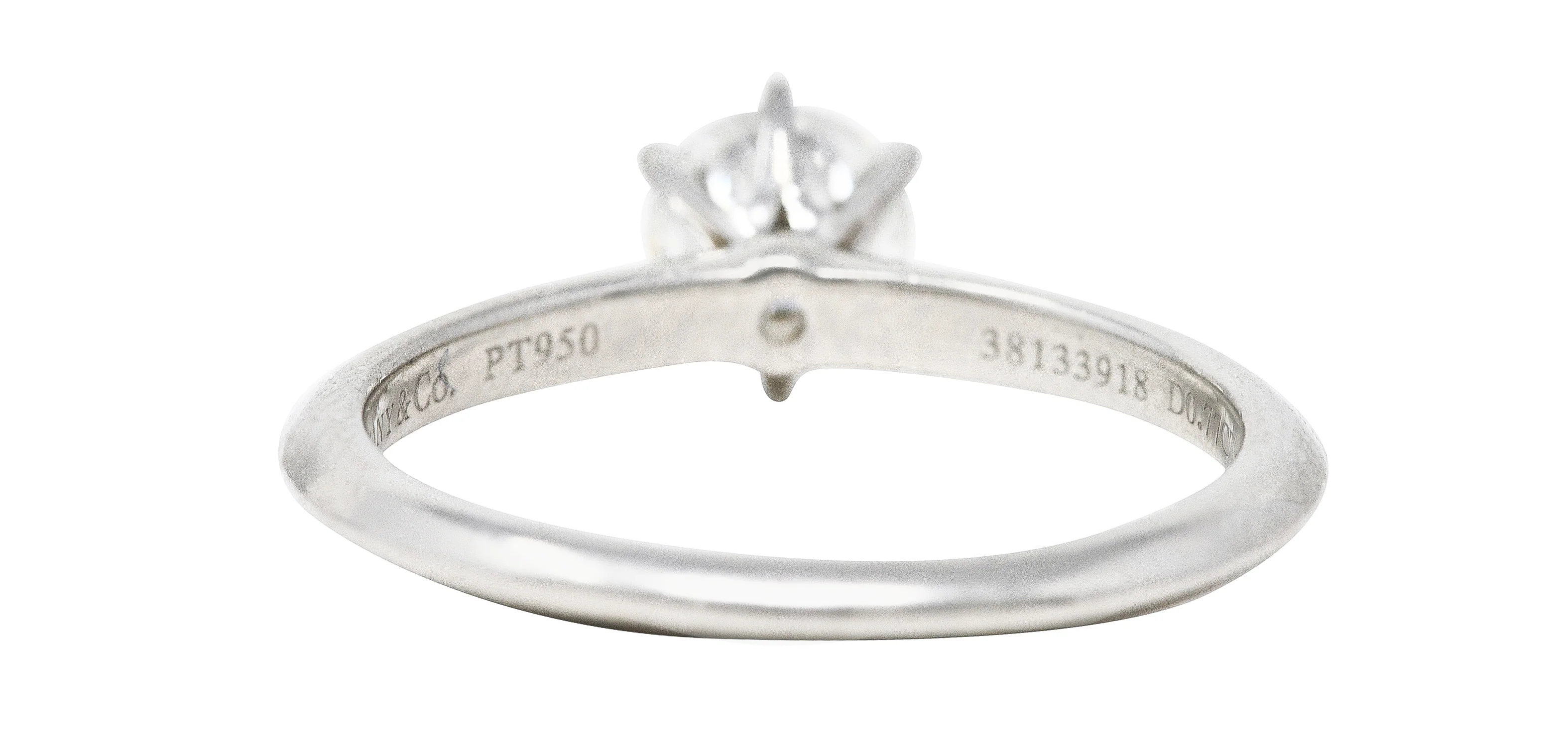 Tiffany & Co. Contemporary 0.77 CTW Diamond Platinum Knife Edge Solitaire Engagement Ring GIA - Image 4
