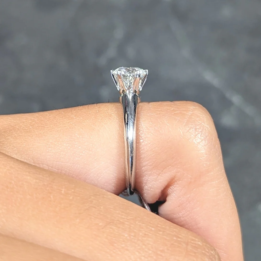 Tiffany & Co. Contemporary 0.90 CTW Diamond Platinum Engagement Ring - Image 15
