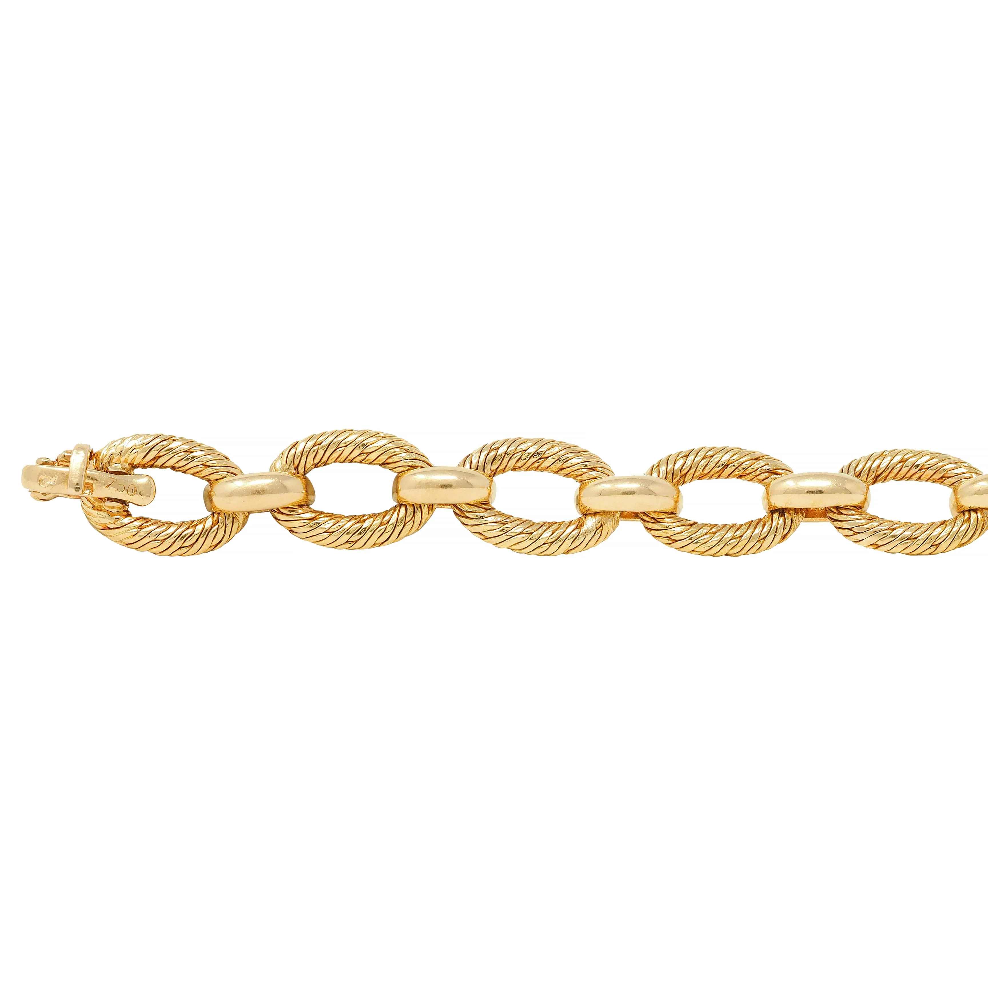 Tiffany & Co. French 1960s 18 Karat Yellow Gold Textured Vintage Oval Link Bracelet - Image 2