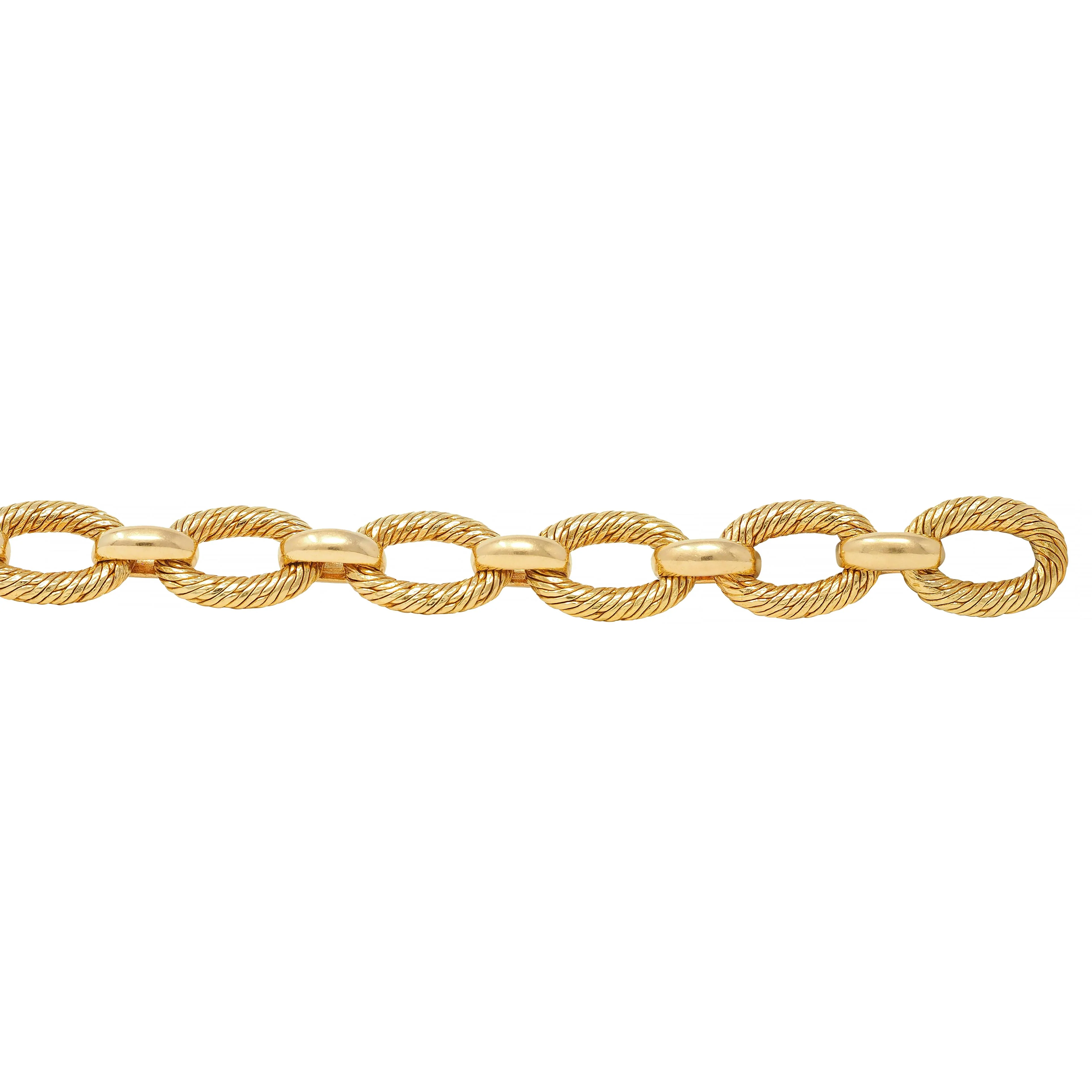 Tiffany & Co. French 1960s 18 Karat Yellow Gold Textured Vintage Oval Link Bracelet - Image 4