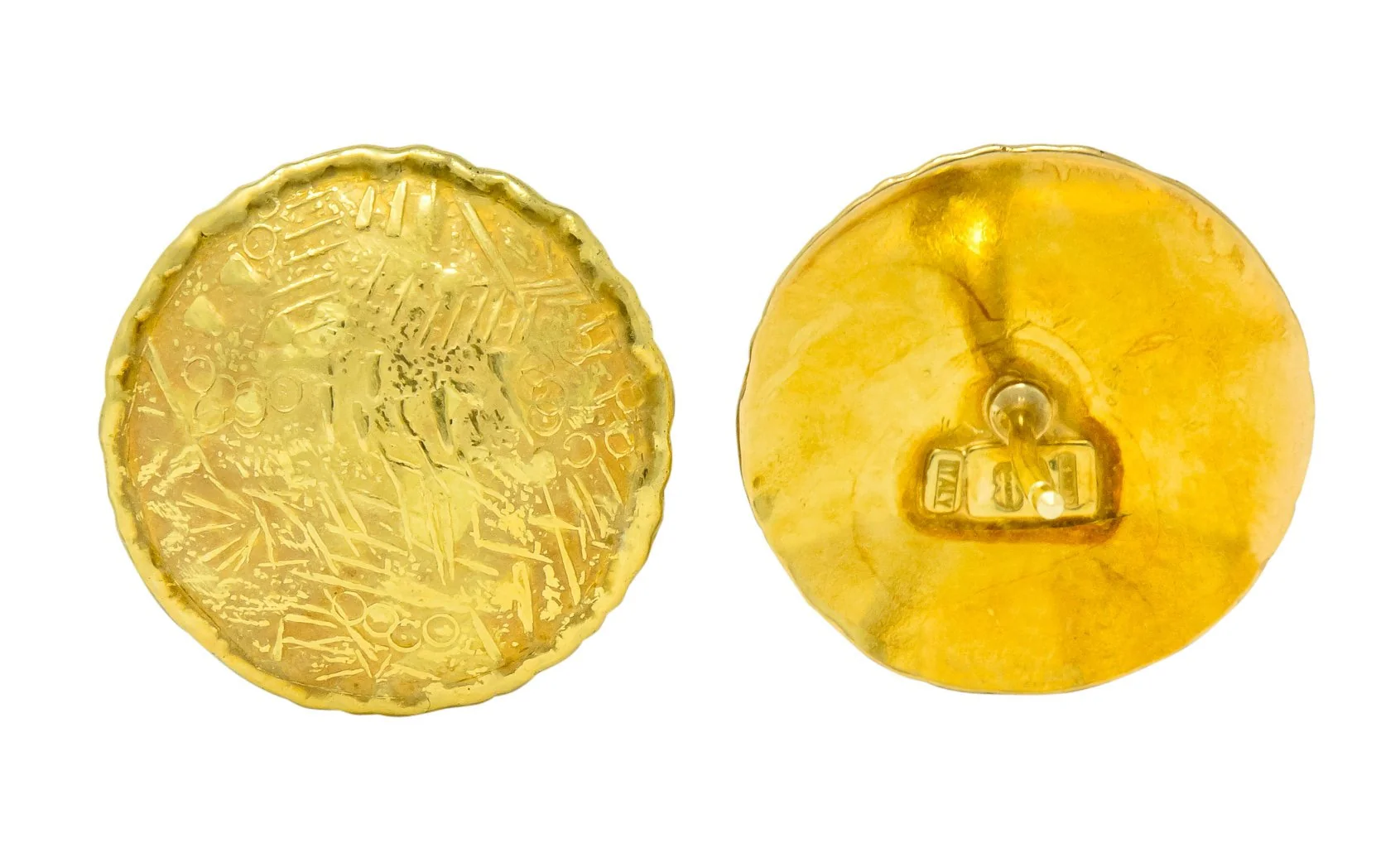 Unoaerre 18 Karat Yellow Gold Textured Disc Earrings - Image 6