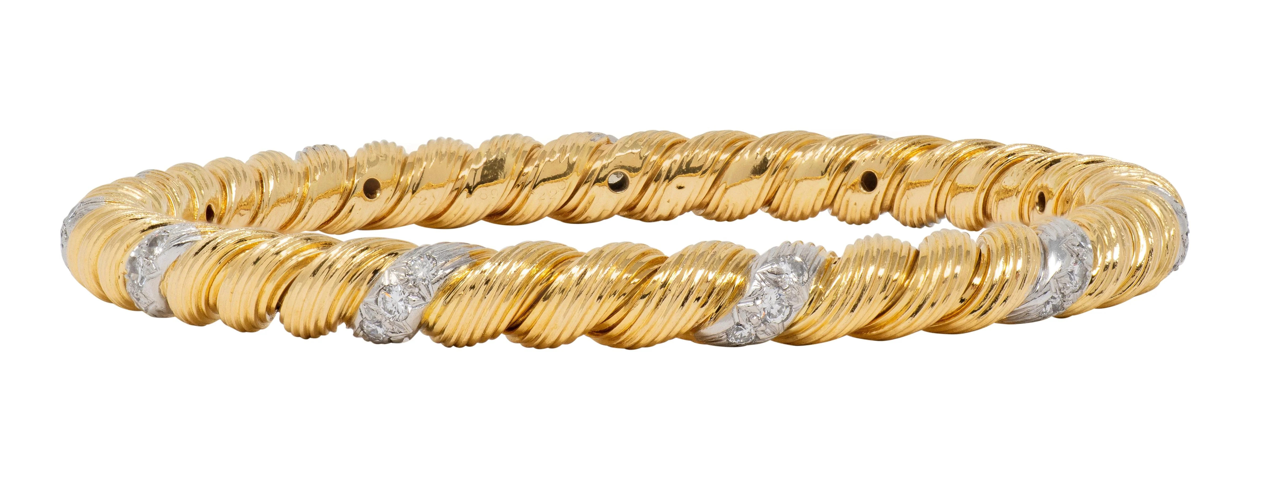 Van Cleef & Arpels 1960's Diamond 18 Karat Yellow Gold Platinum Vintage Twisted Bangle Bracelet - Image 4