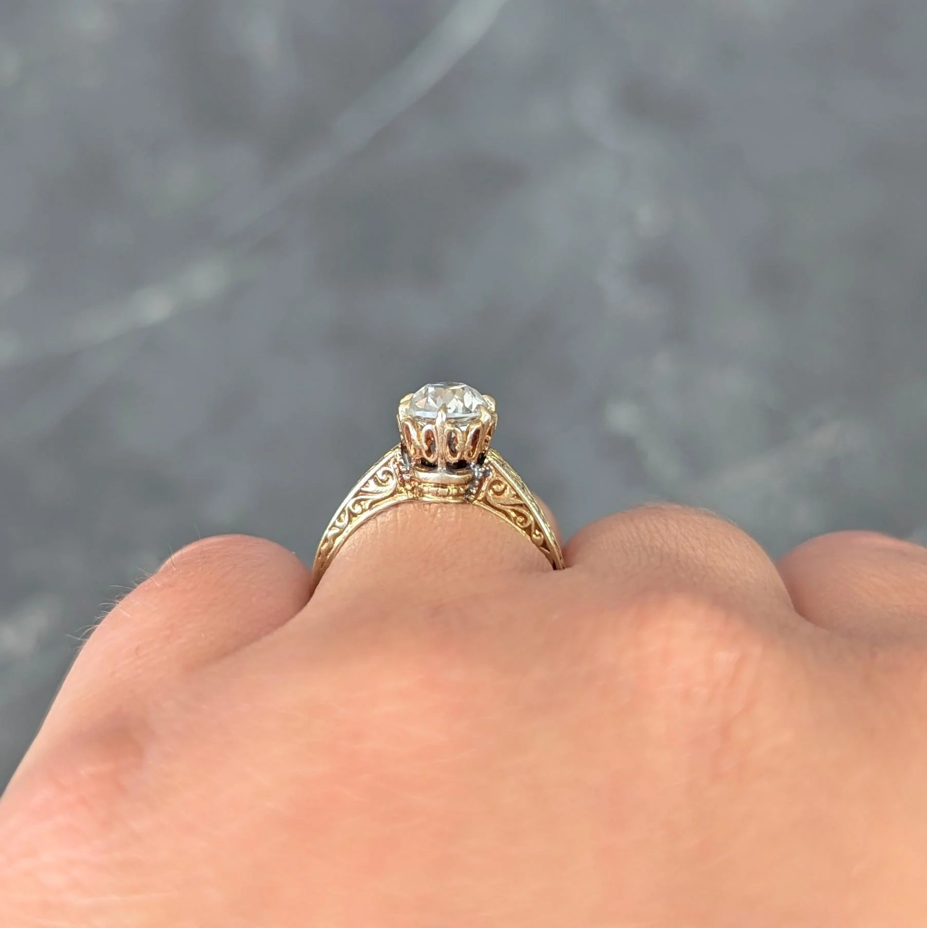 Victorian 1.05 CTW Old Mine Cut Diamond 14 Karat Yellow Gold Antique Solitaire Engagement Ring GIA - Image 14