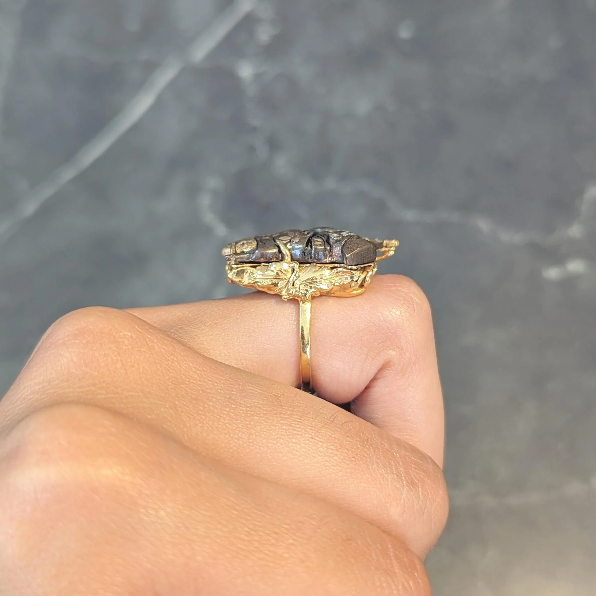 Victorian Japanese Shakudo 14 Karat Yellow Gold Lounging Man Antique Ring - Image 17