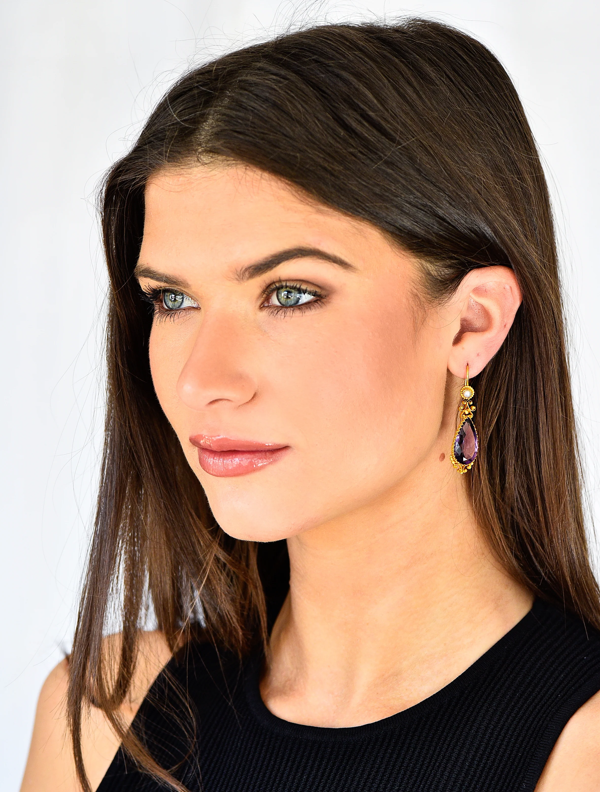 Victorian Pear Cut Amethyst Pearl 18 Karat Gold Whiplash Antique Drop Earrings - Image 3