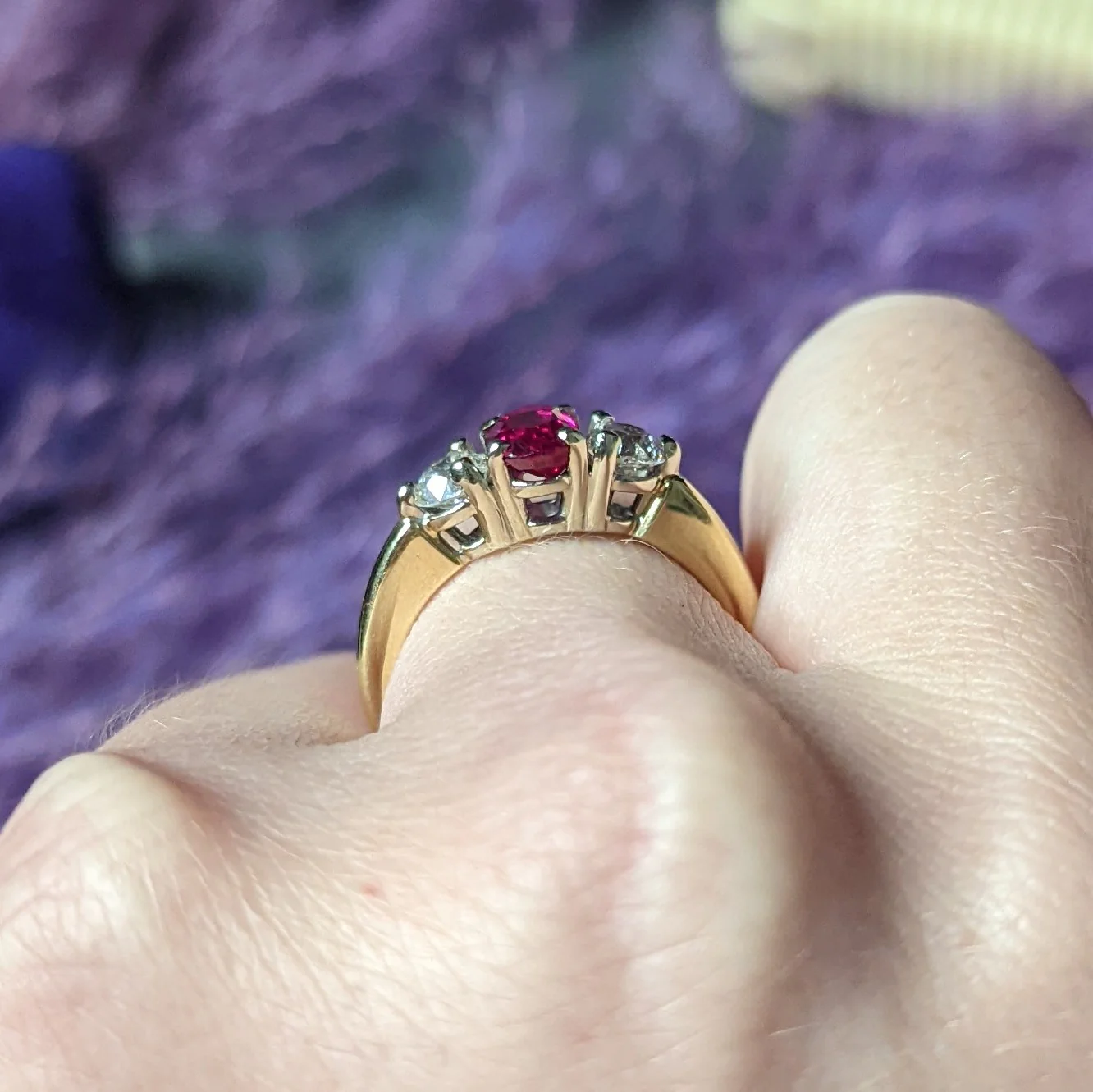 Vintage 1.50 CTW Ruby Diamond 14 Karat Two-Tone Gold Three Stone Ring - Image 12
