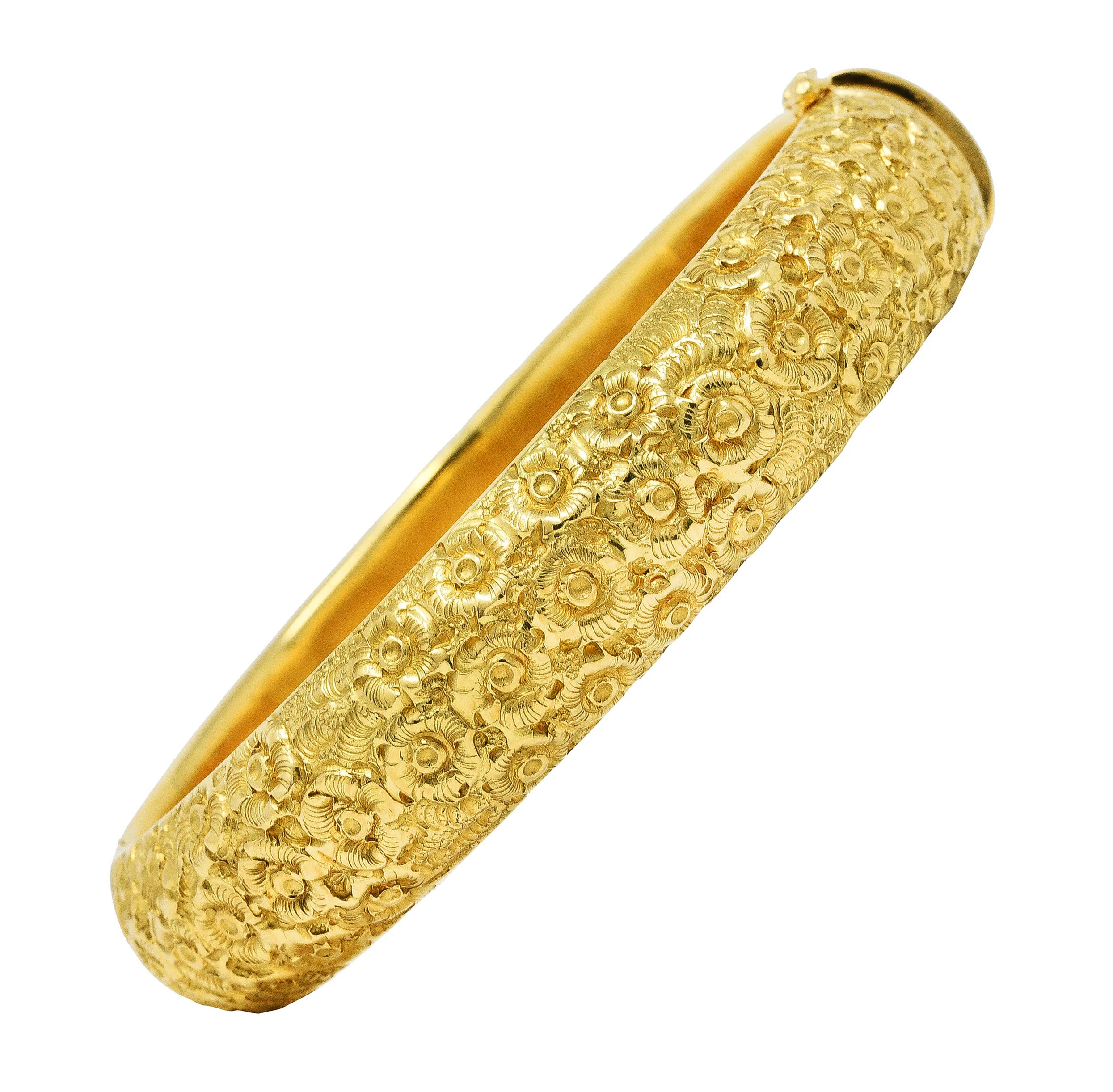 Vintage Italian 18 Karat Yellow Gold Hinged Floral Bangle Bracelet